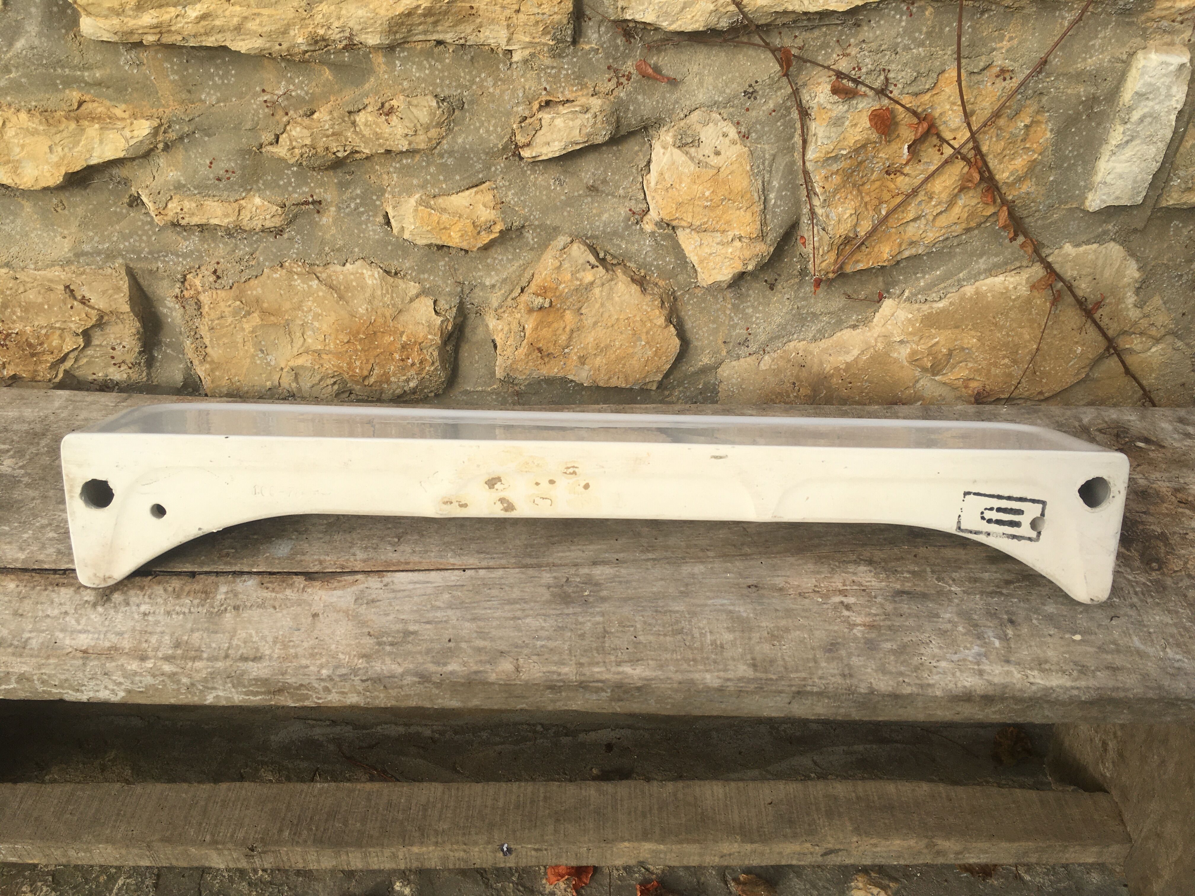 Bathroom porcelain tablet