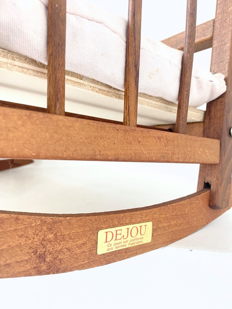 Dejou rocking doll bed