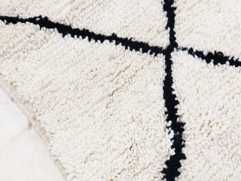 315x178cm Moroccan Berbere Carpet