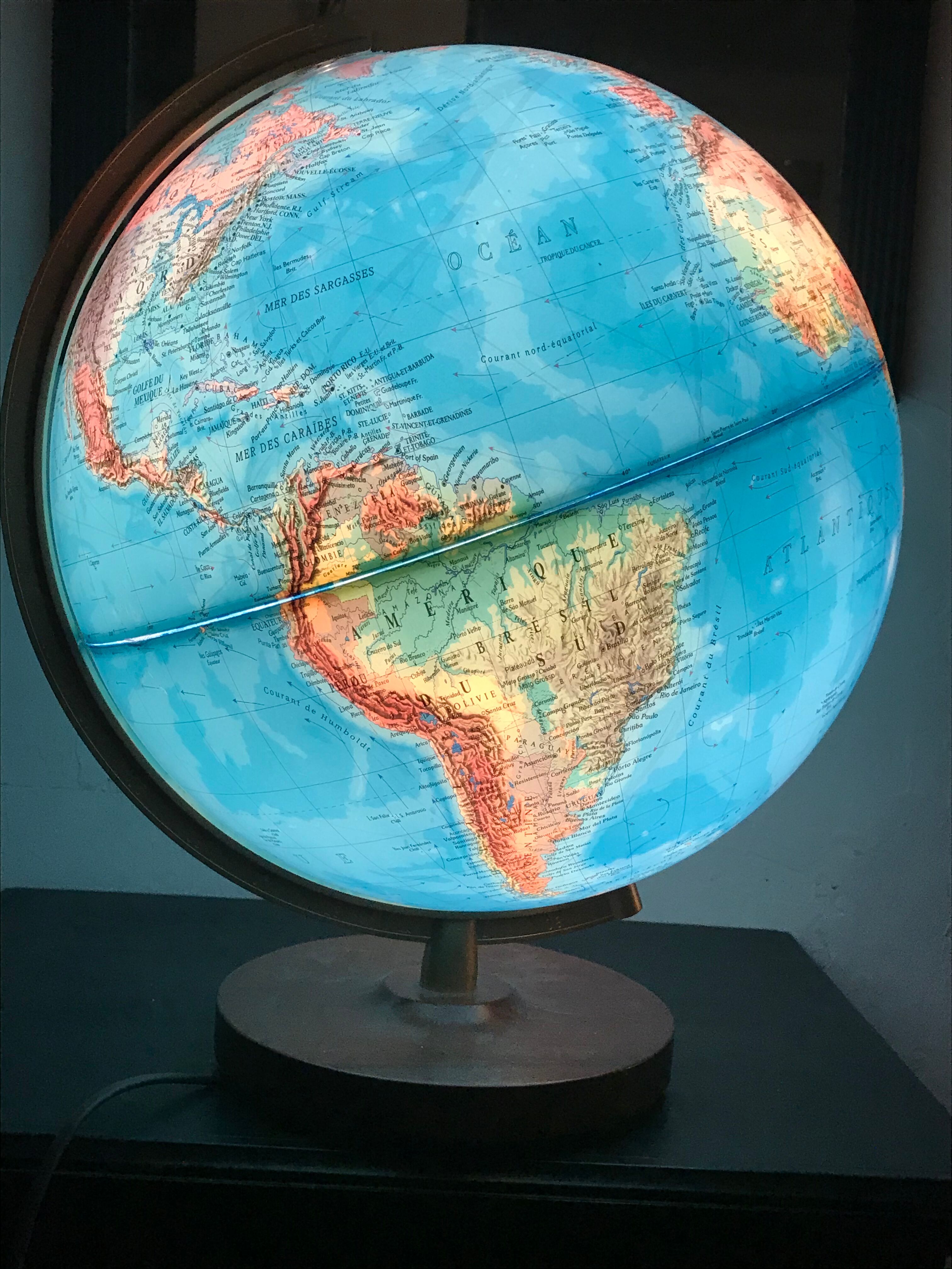 Vintage vintage Earth Globe Columbus