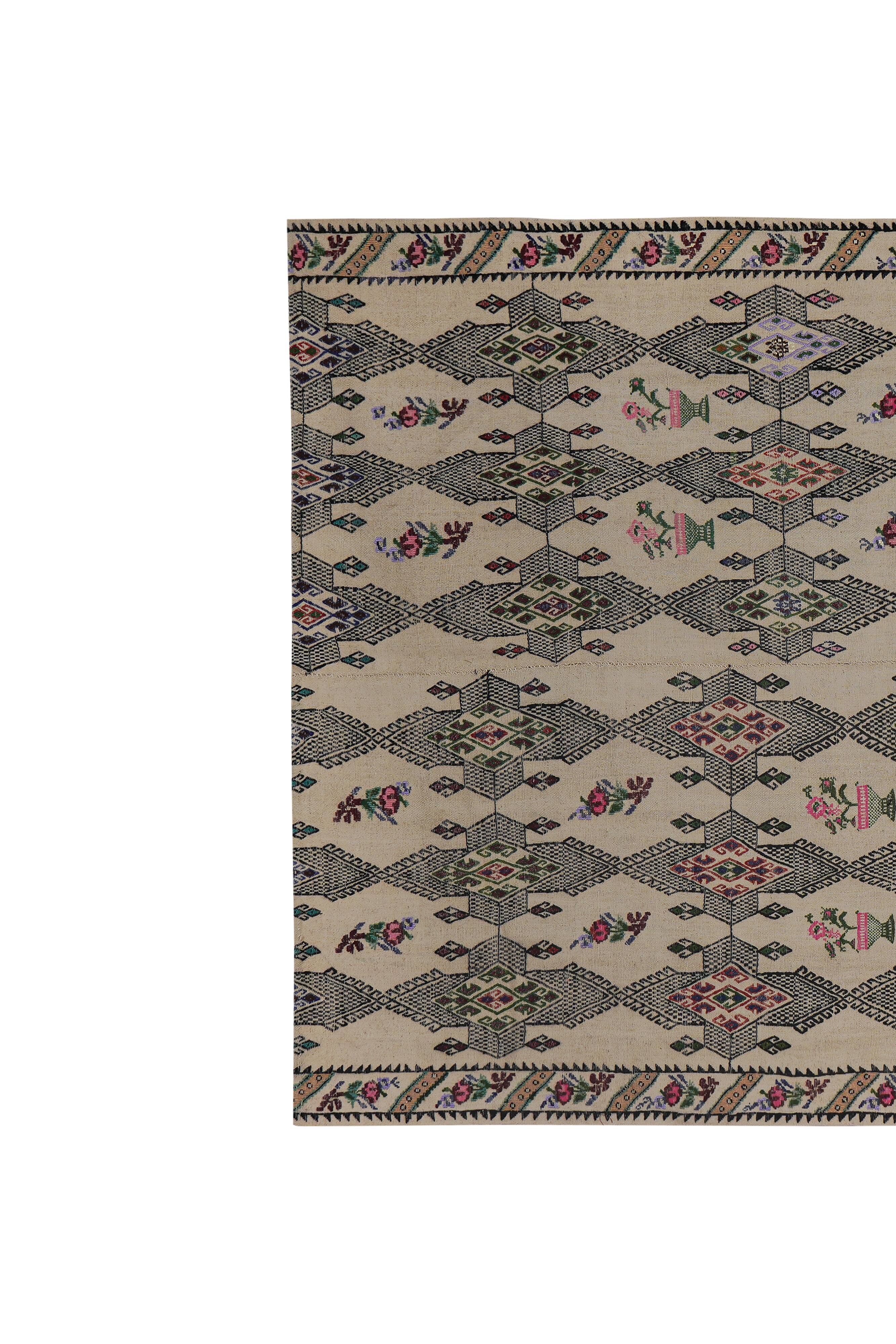 Vintage Turkish Oushak Handwoven Rug 172x233 cm