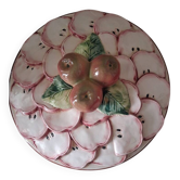 Pie dish / Tatin with a trompe-l'œil lid in slipware – Apple decoration