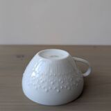 4 tea cups