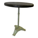 Small bistro table, pedestal table type