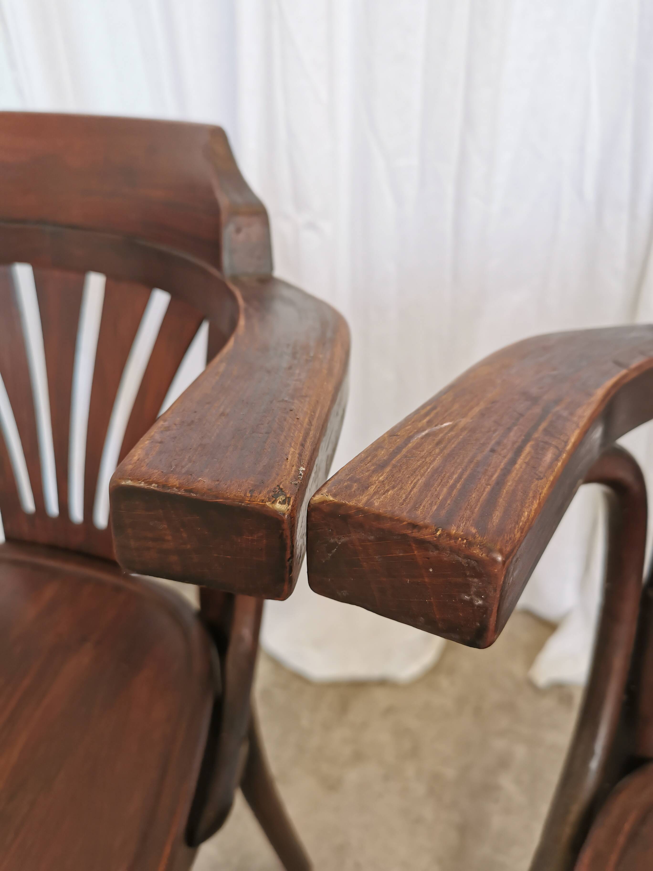 Set of 4 Vintage Bentwood Dining Chair: Mid-Century Thonet Style Armchair