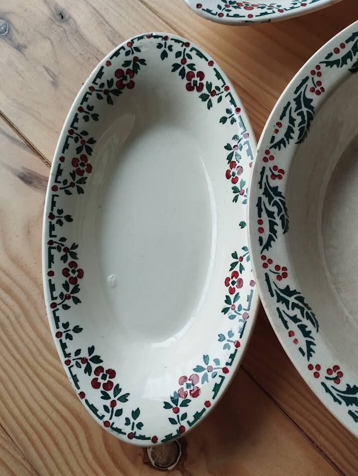 Holly tableware, ironstone, Hamage, Wolves Mill.