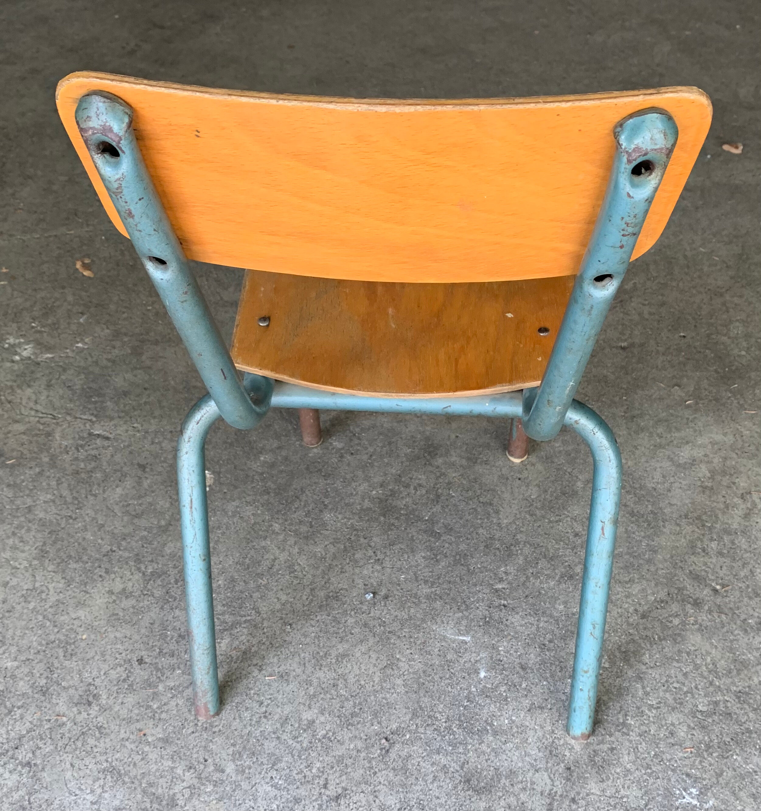 Chaise école enfant