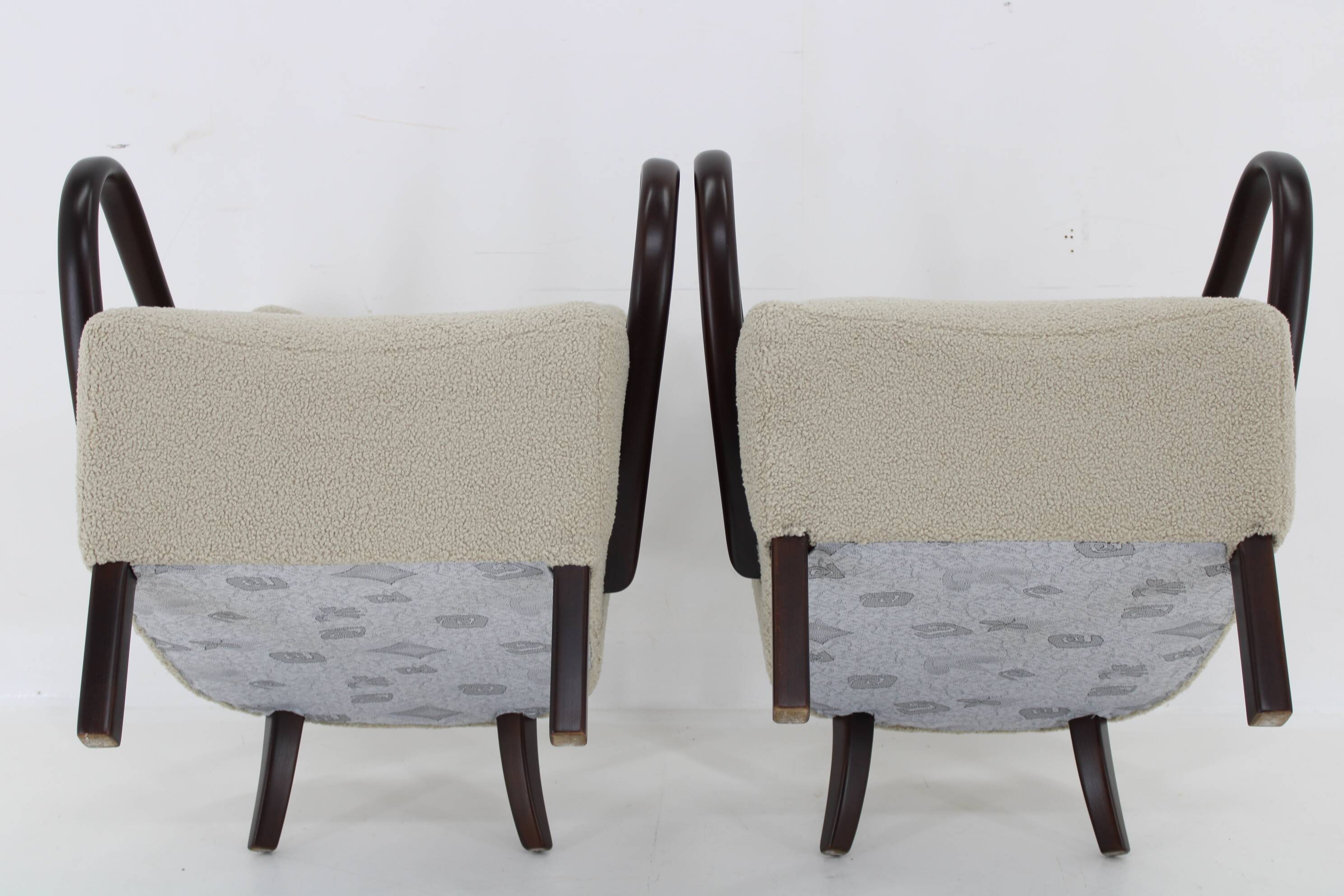 1930s Pair of Jindrich Halabala Art Deco H-237 Armchairs in Bouclé, Restored