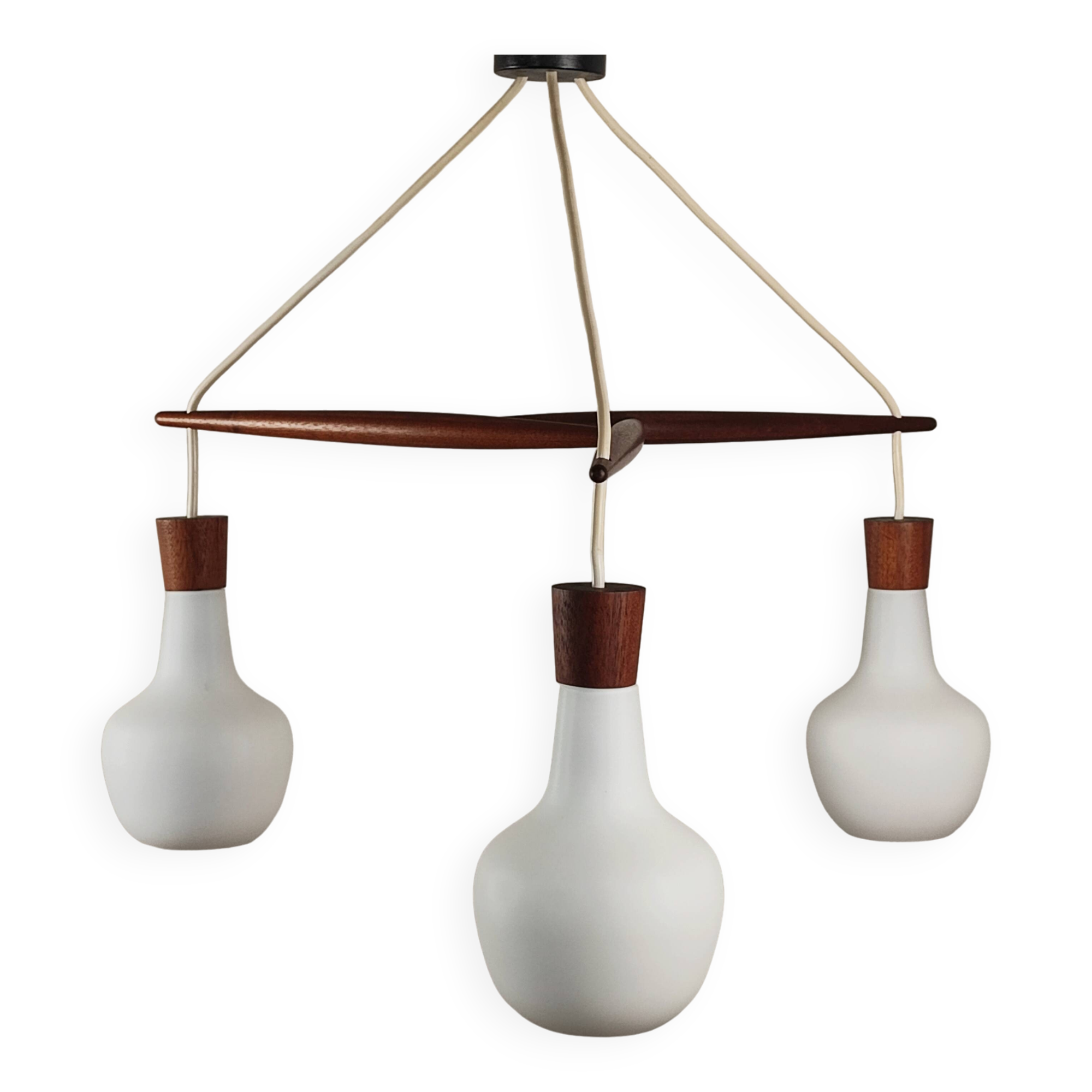 Suspension teck et opaline Rispal