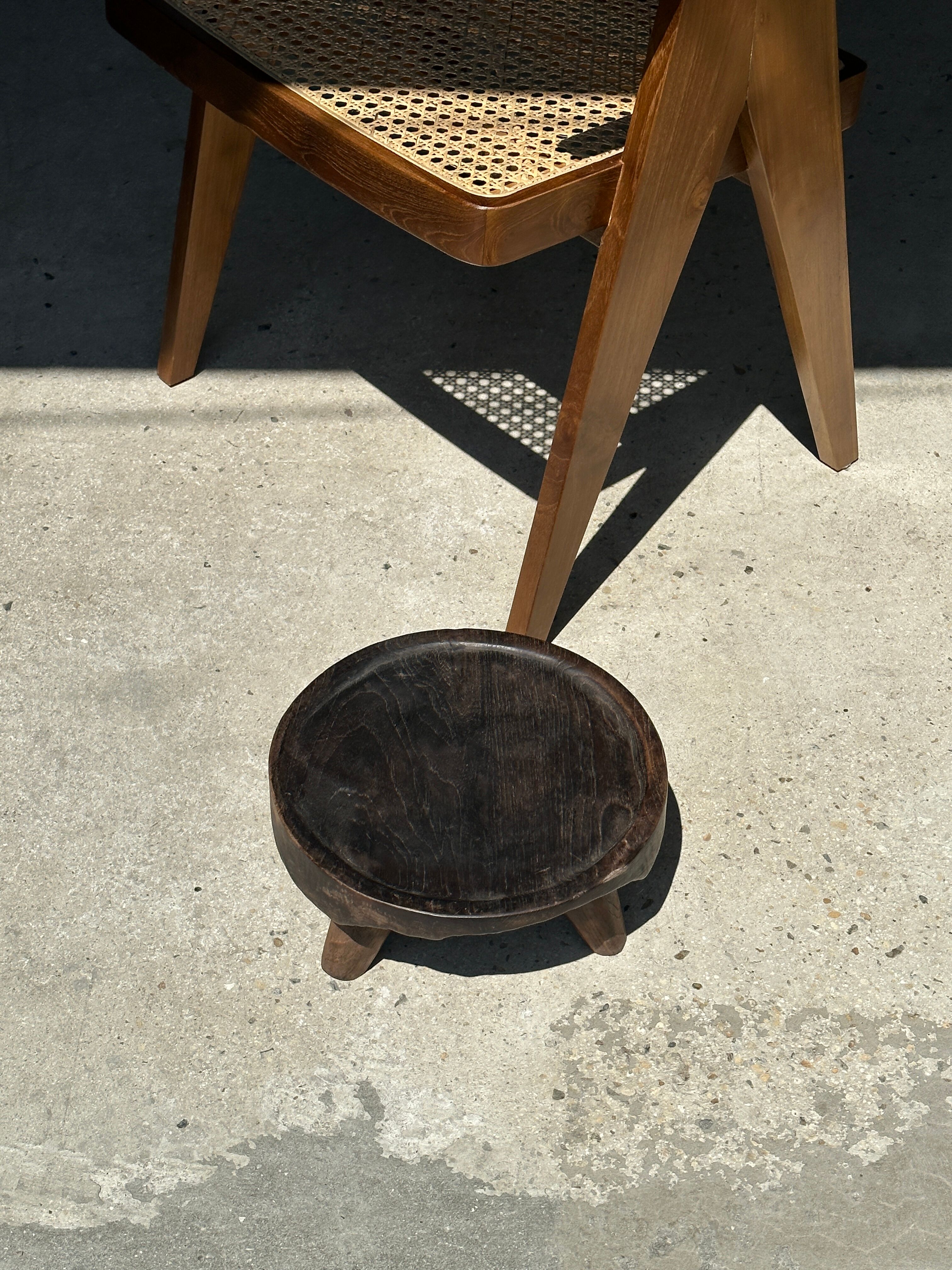 Small tripod stool low in dark brown upcycled teak