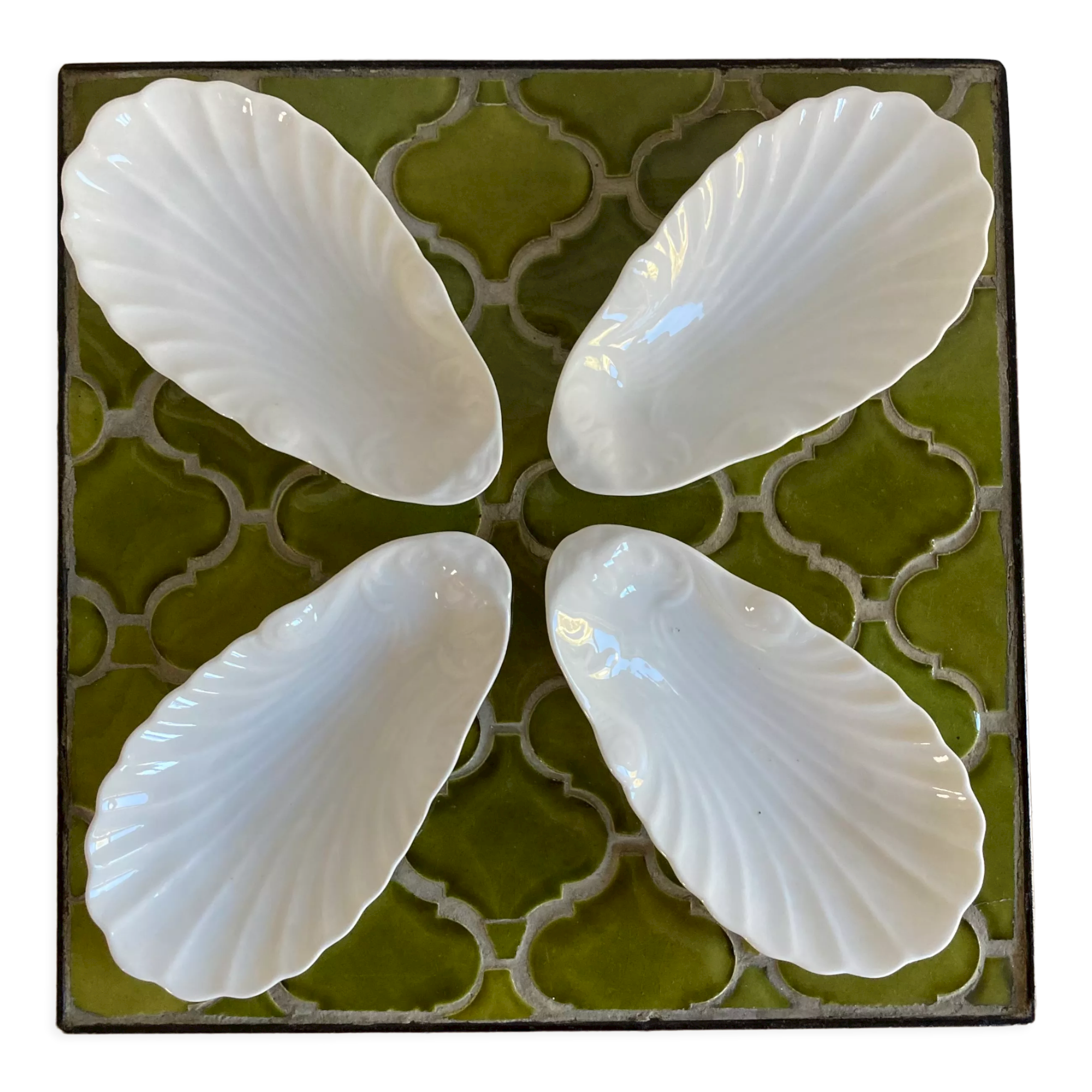 Antique porcelain cups scallops