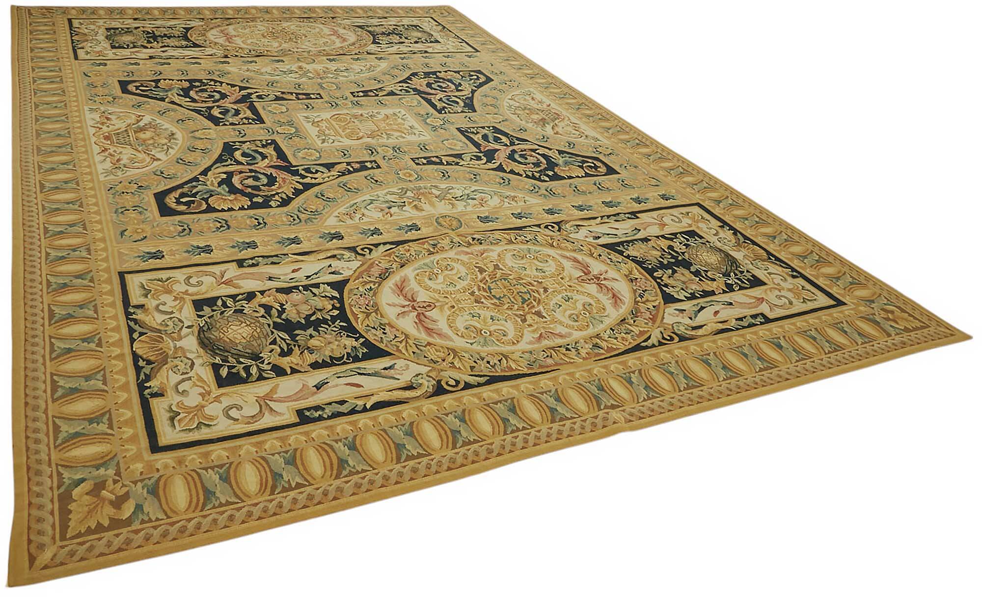 Handmade European Vintage Aubusson Kilim 297 cm x 448 cm
