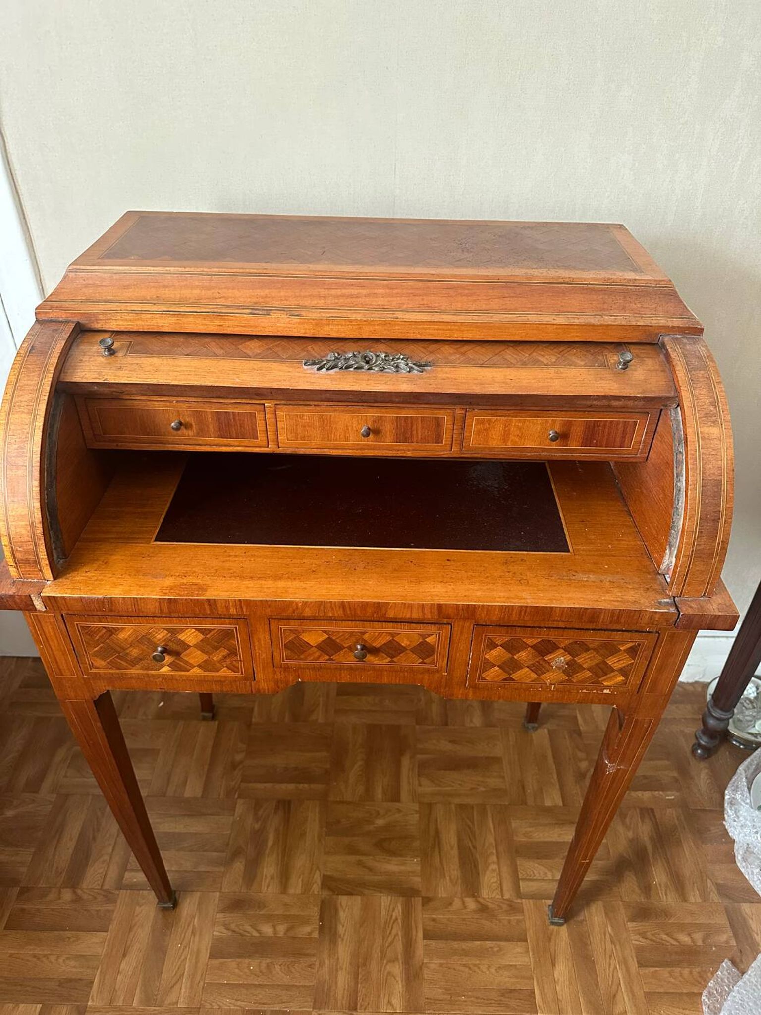 Cylindrical desk in cubic marquetry Louis XVI style late 19th, early 20th century