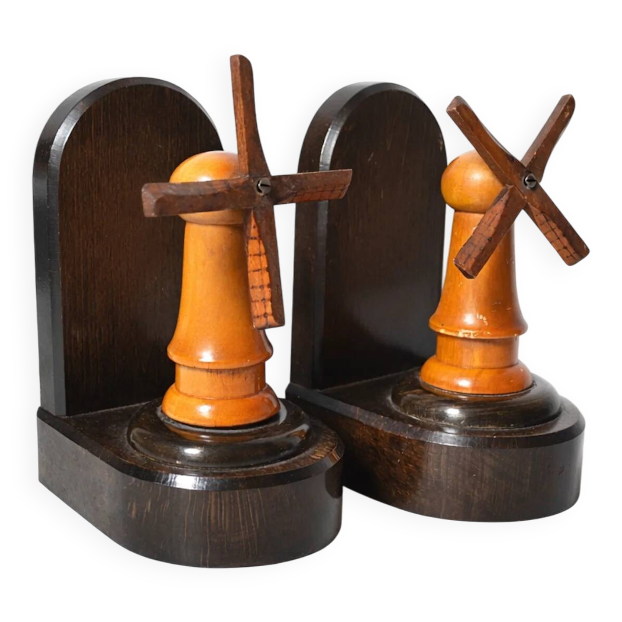 Wooden bookends mills
