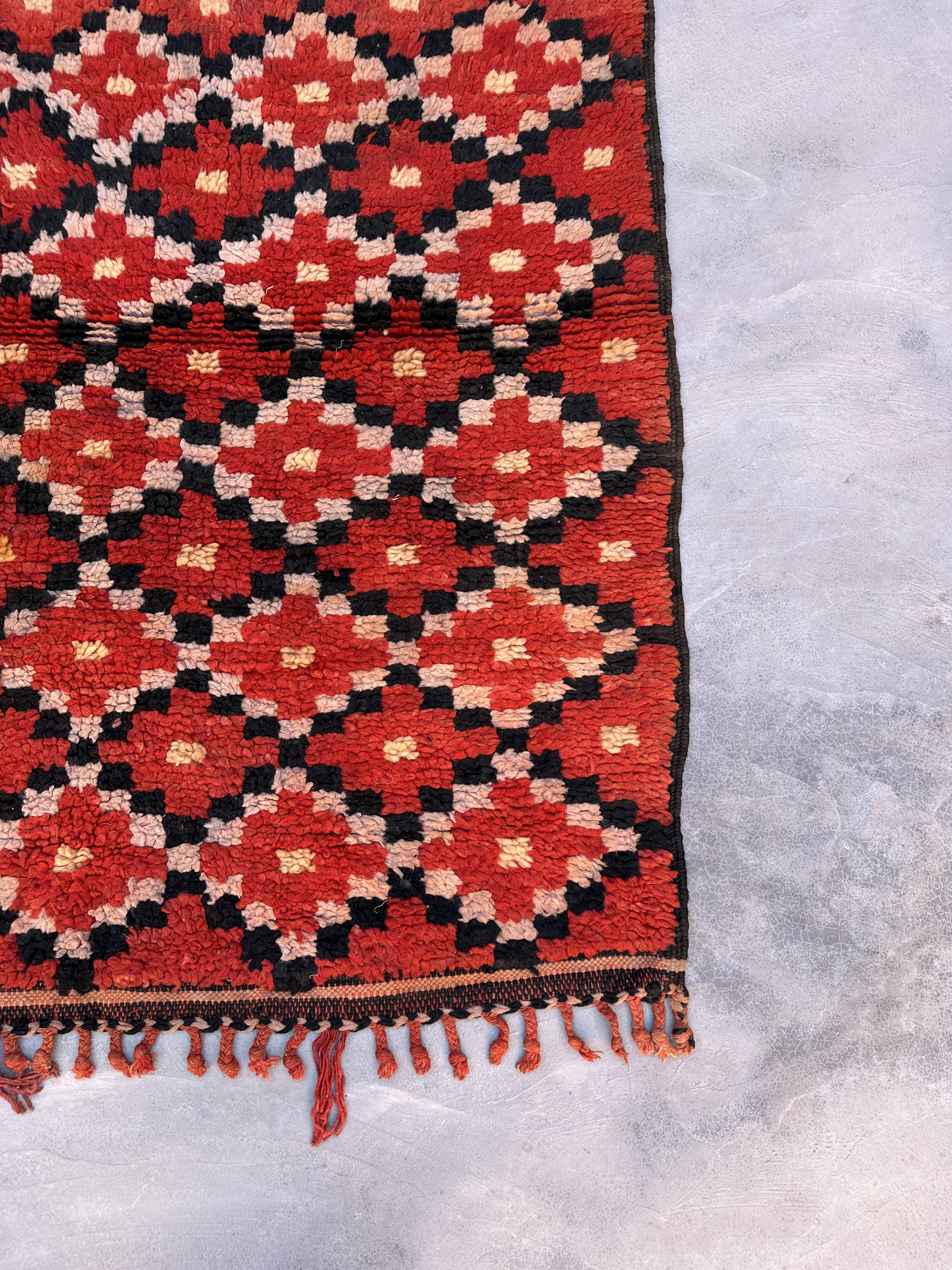 Moroccan rug Marmoucha red - 289 x 97 cm