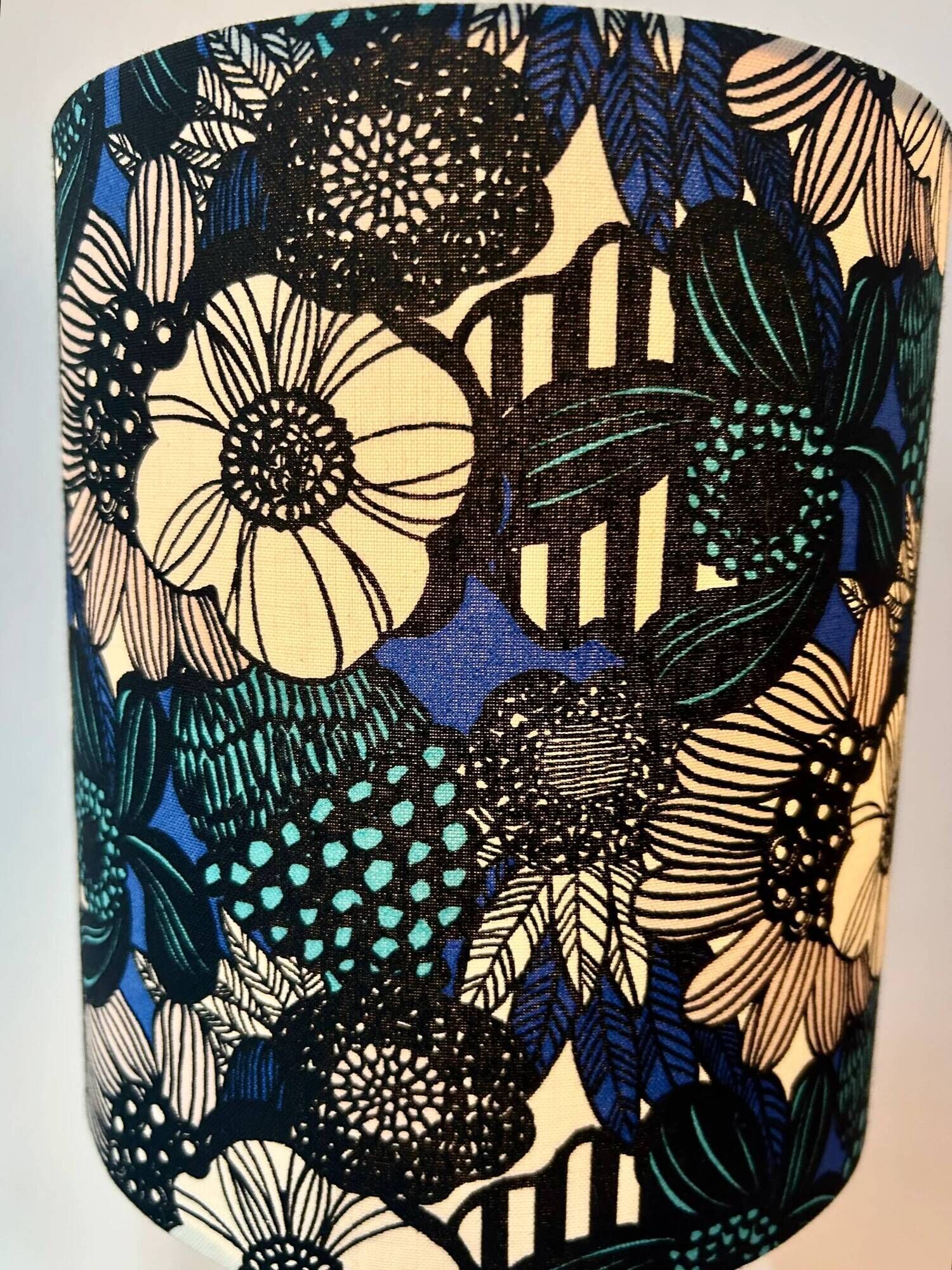 Petite lampe sans fil upcyclée à partir d'un vase vintage Bodo Mans