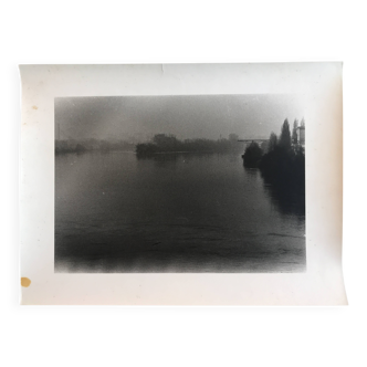 Rosine nusimovici, sans titre (fleuve), c 1980. tirage argentique n&b
