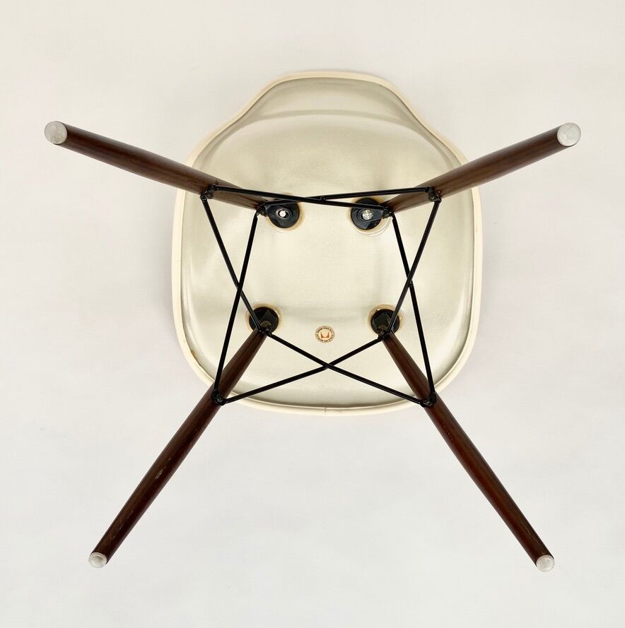 Chair Eames circa 60