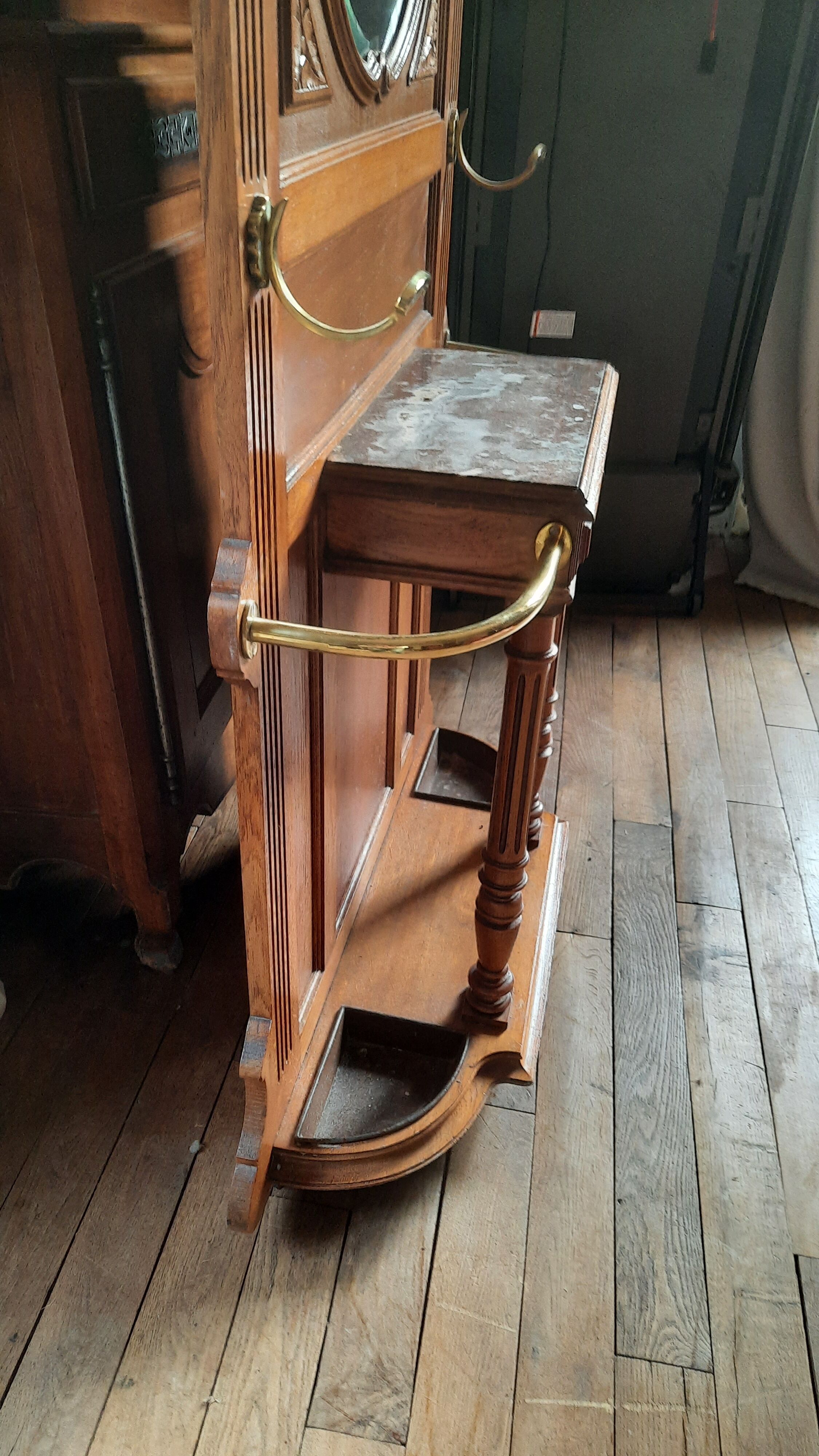 Coat rack art deco wardrobe
