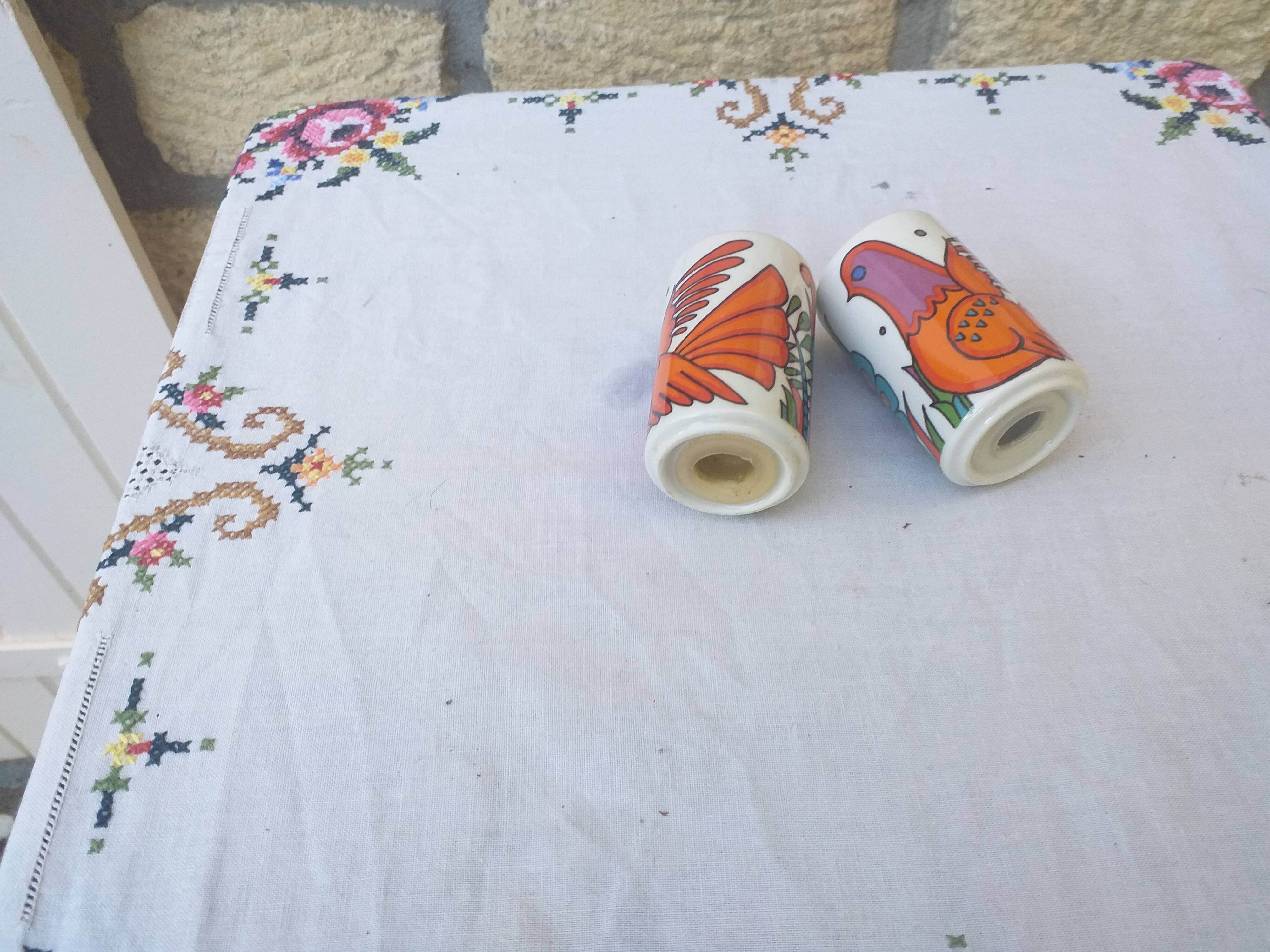 Acapulco salt and pepper set