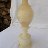 Lamp in albatre