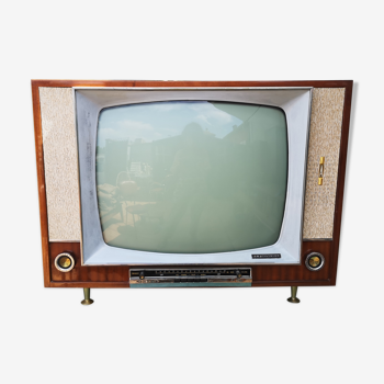 Télévision vintage Amplivision modèle AV 604