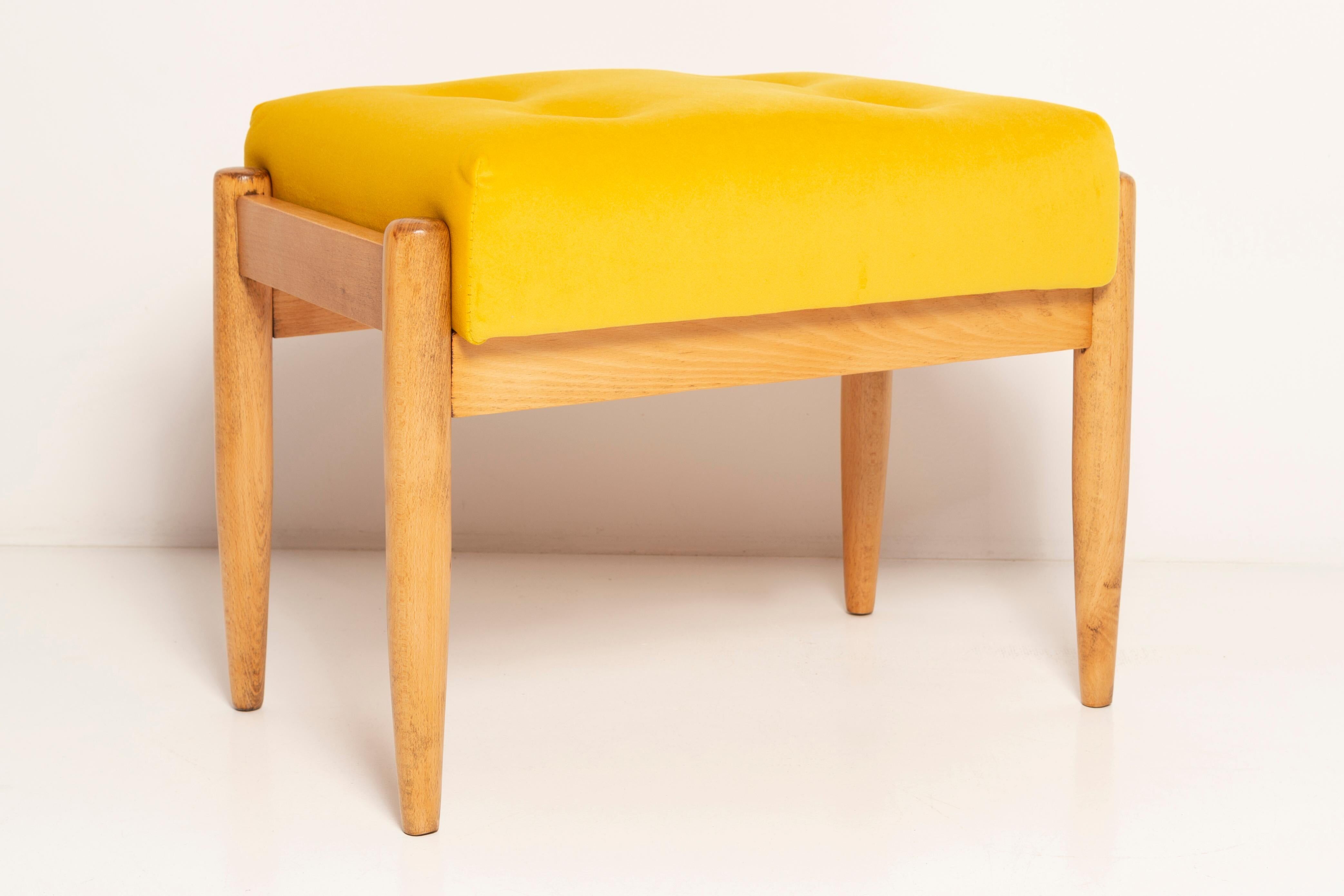 Vintage mustard yellow stool mid-century, Edmund Homa, 1960s