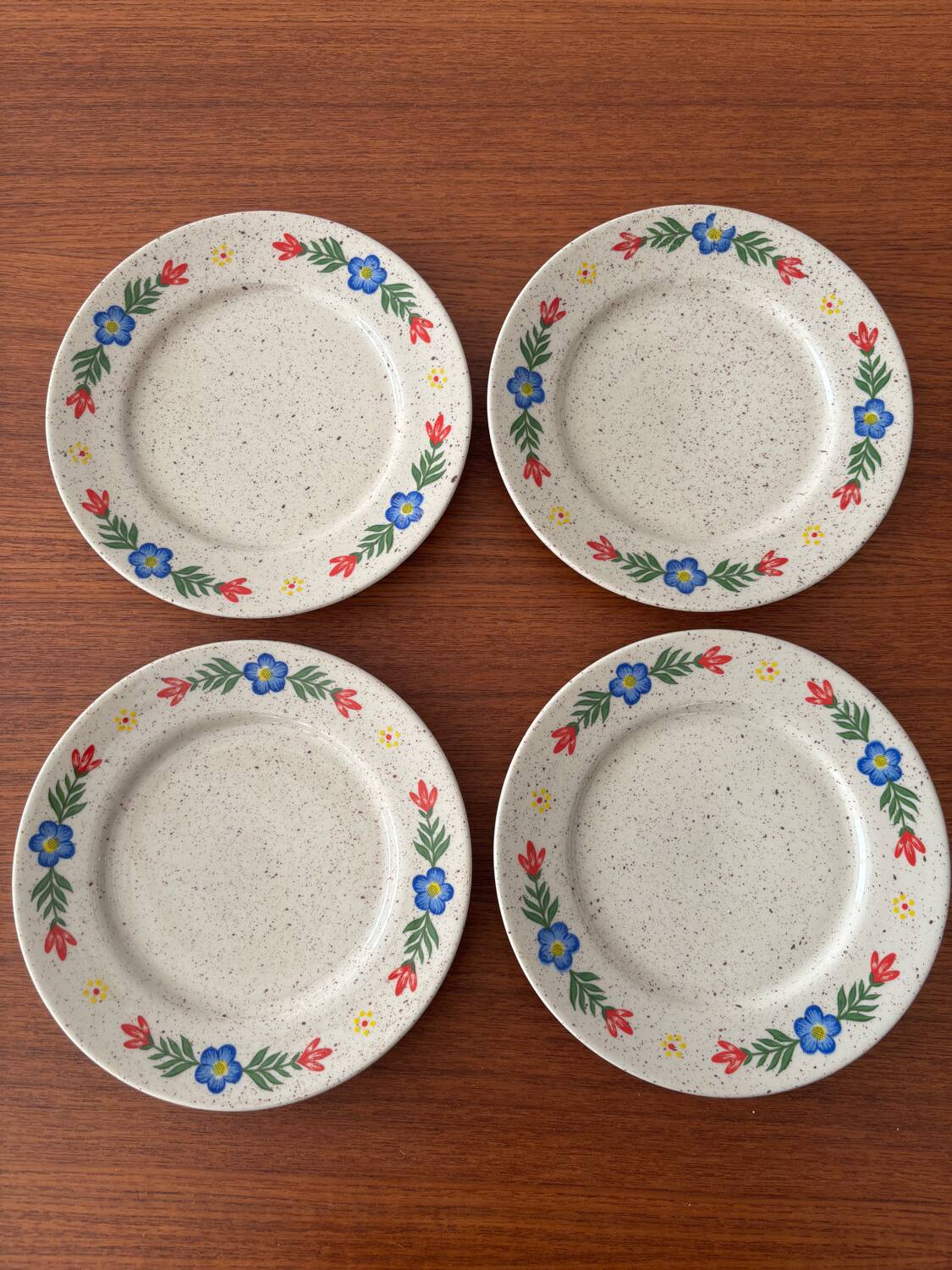 Set of 4 dessert plates Tulowice – Vintage Polish ceramics fl