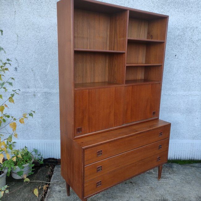 Bibliothèque scandinave, commode