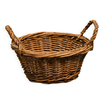Small vintage wicker storage basket