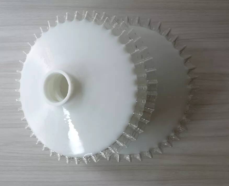 Set of 5 vintage pendants in serrated opaline 40s-50s / art deco / France