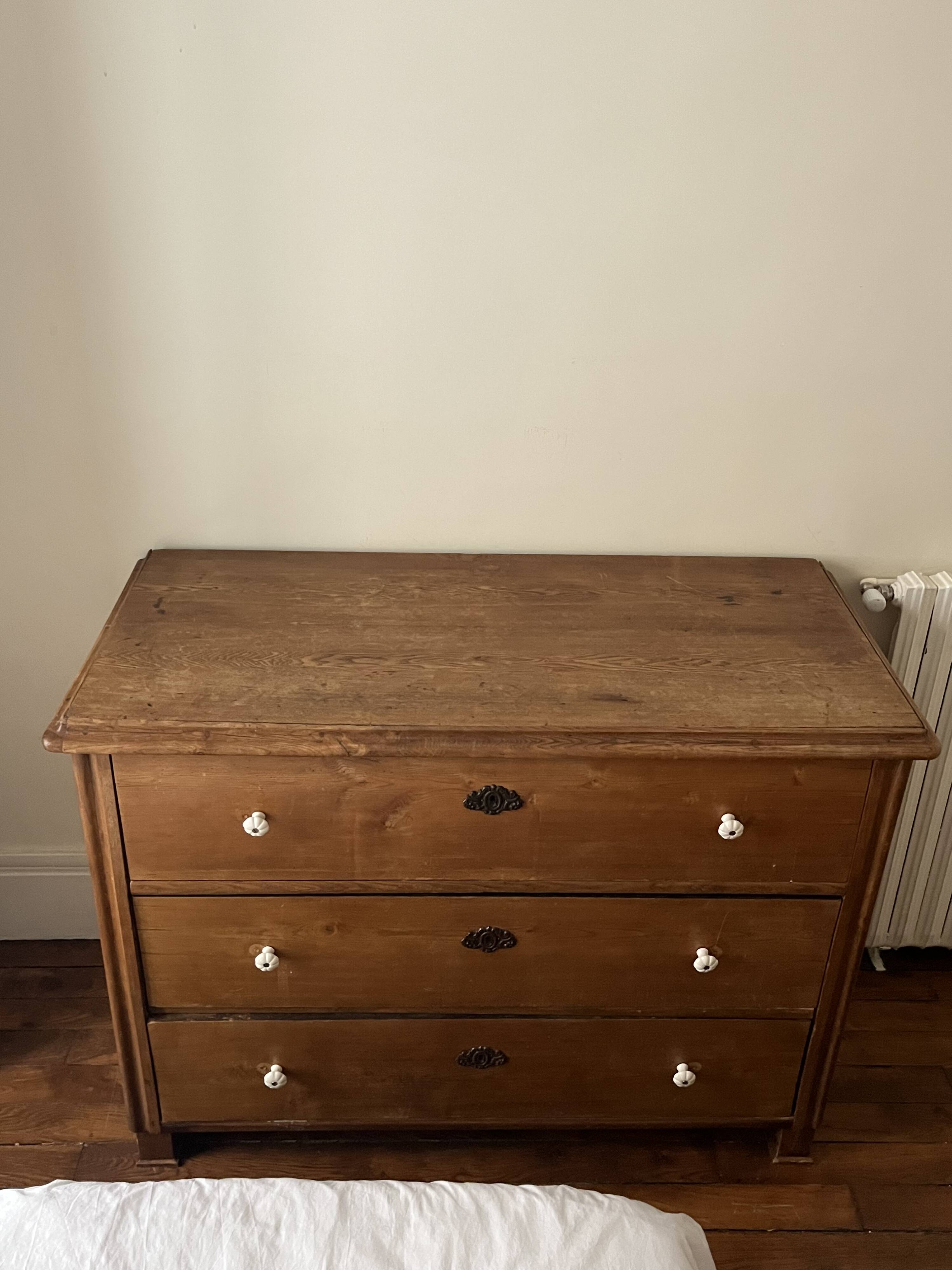 Hungarian chest of drawers - 3 drawer chest of drawers