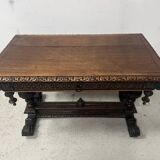 Bureau renaissance en chene sculpté XIX siècle
