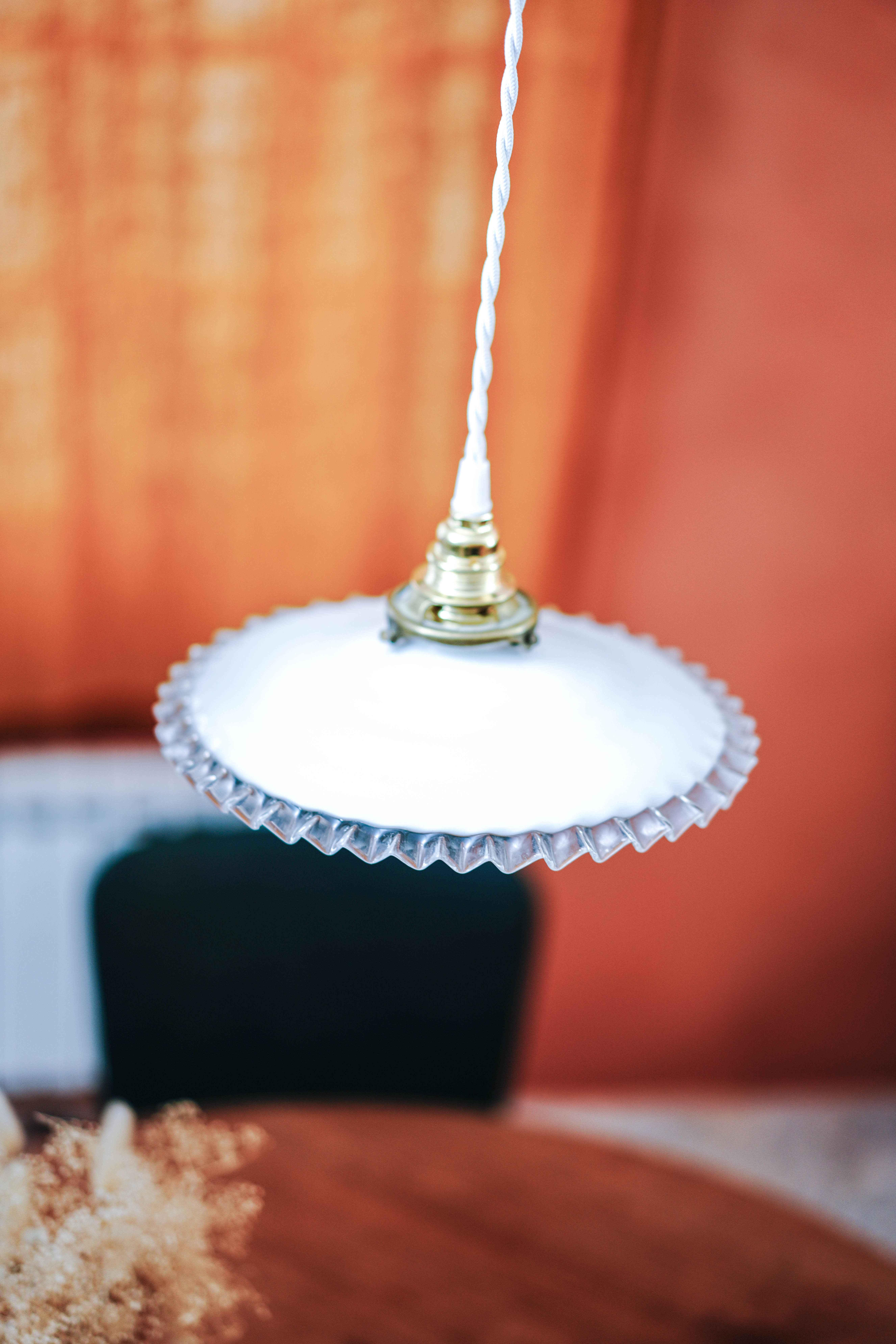 Trio suspensions opaline