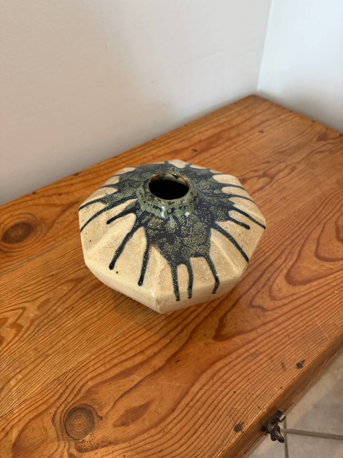 Scandinavian studio vase in flamed stoneware with drip decorations.