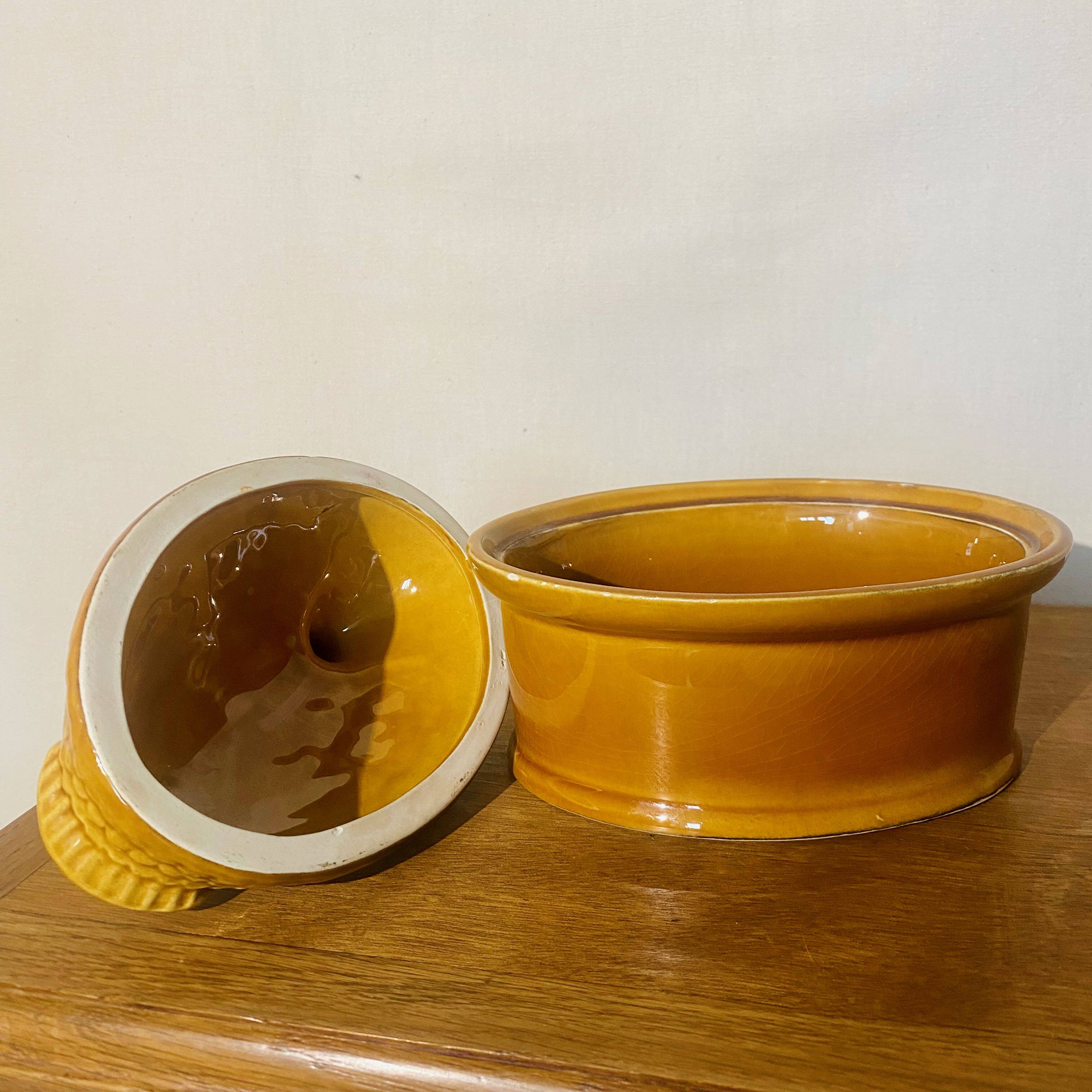 Duck-shaped pot / terrine - Portugal