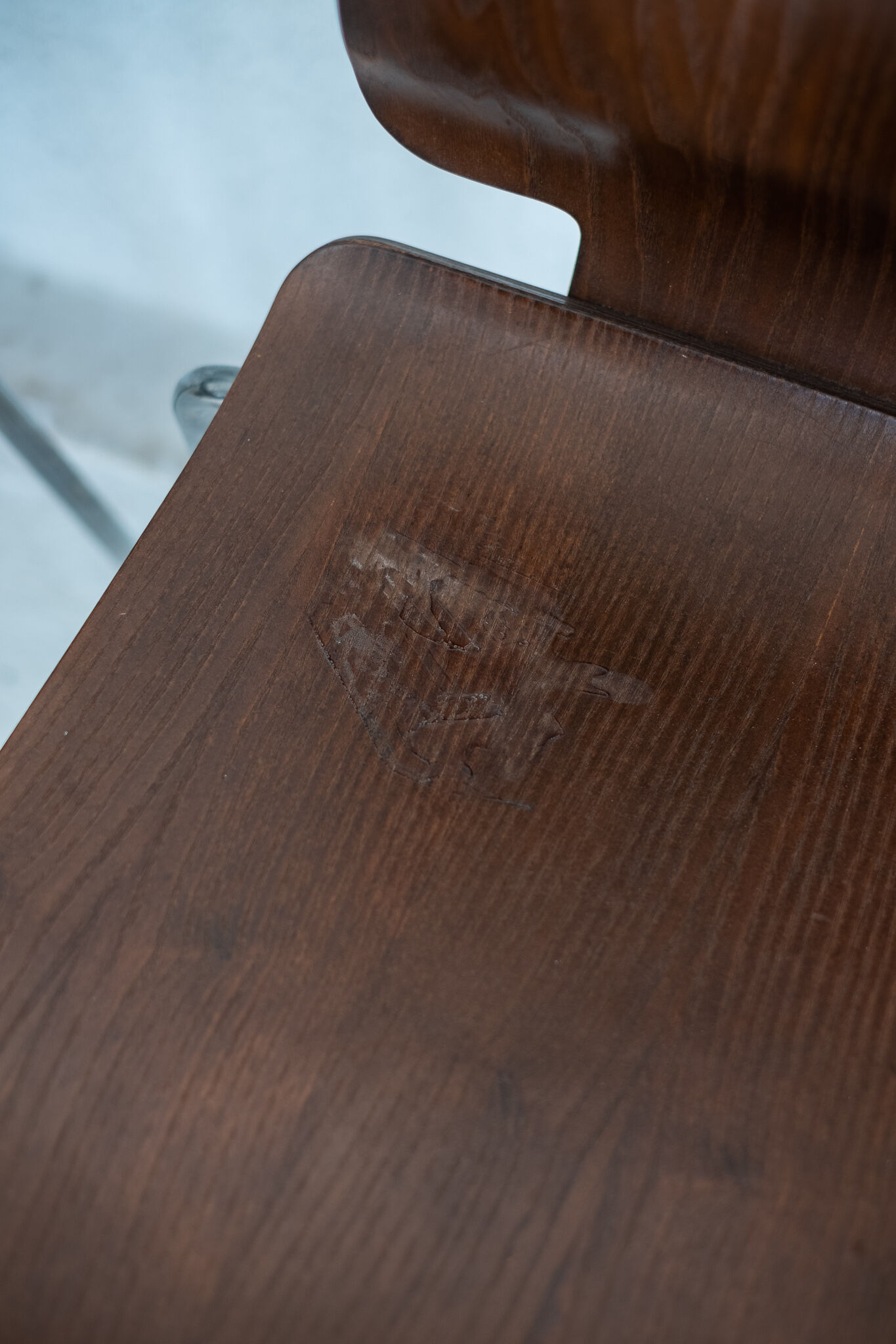 Suite of 6 scandinavian design chairs