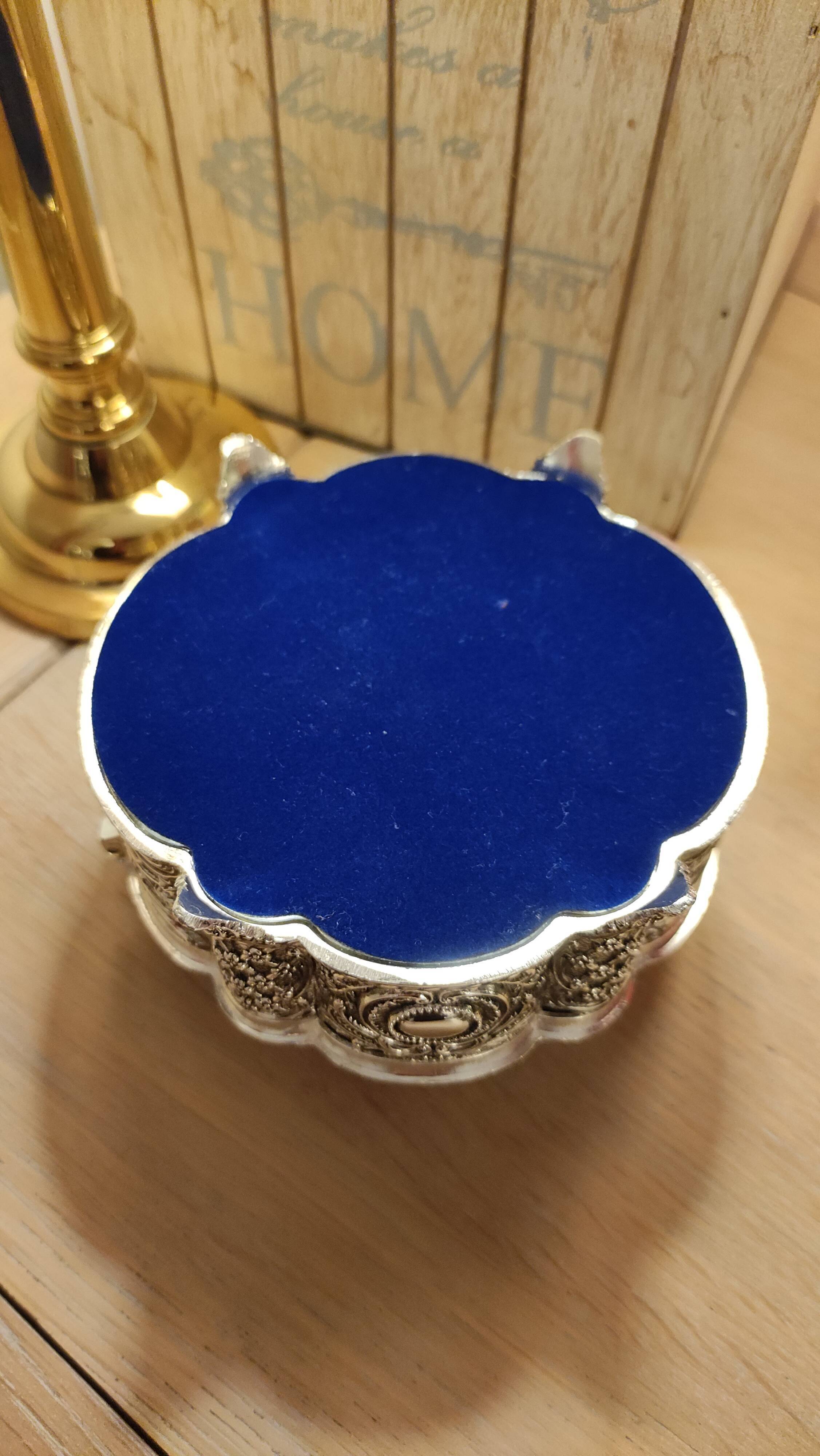 Beautiful silver metal jewelry box