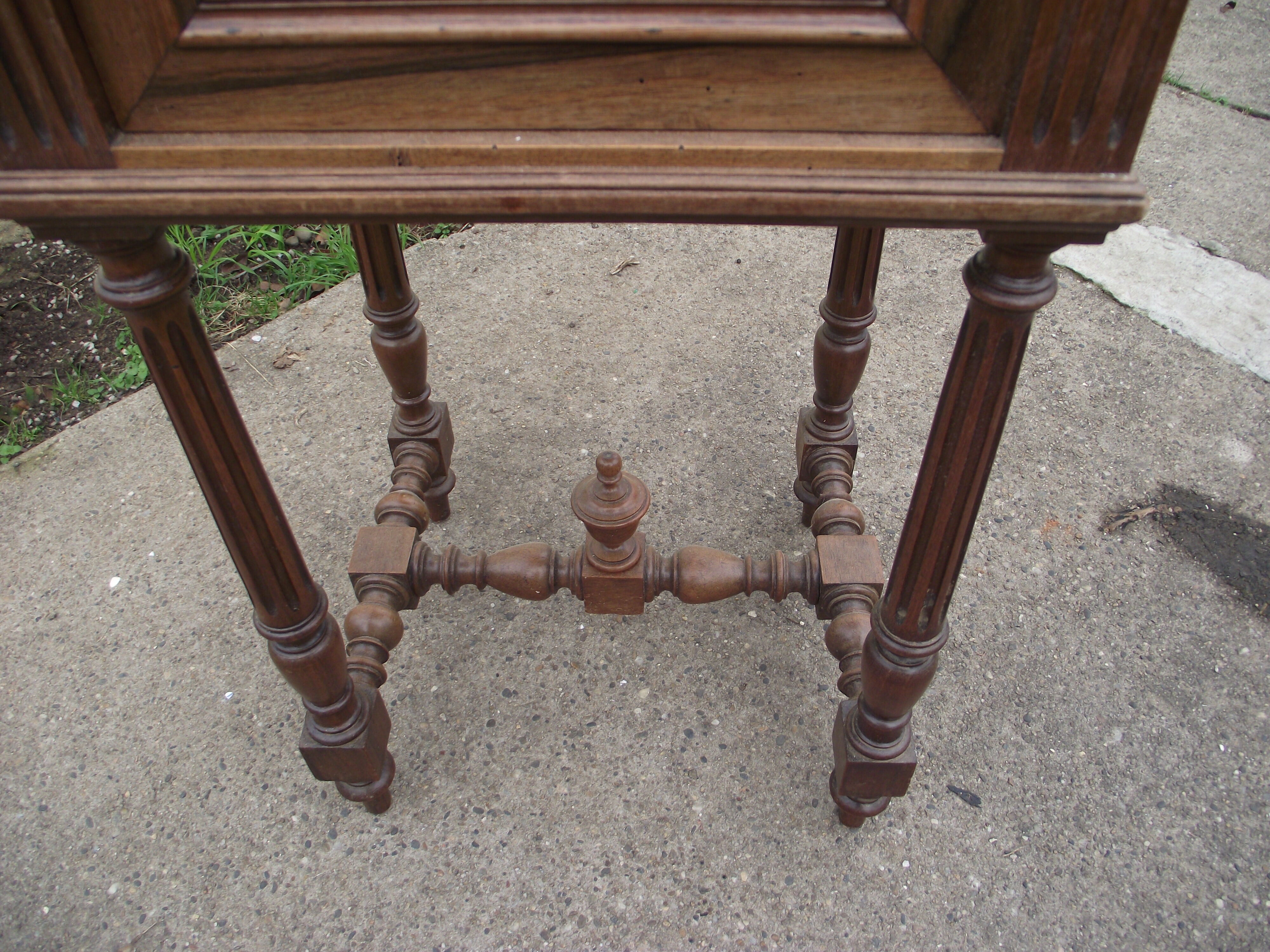 Nightstand Louis XVI style Walnut beginning 20 eme