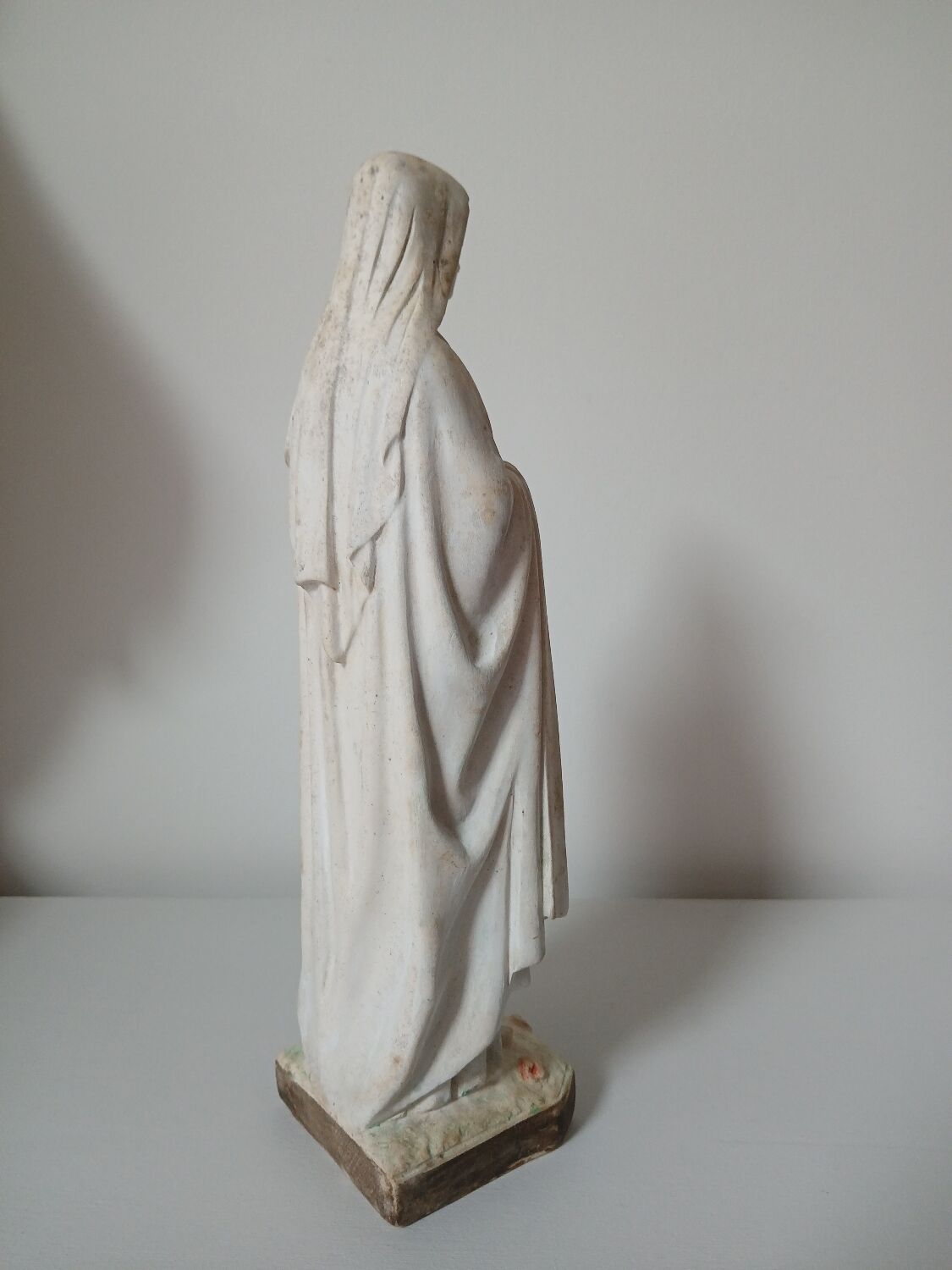 Statue of Saint Thérèse