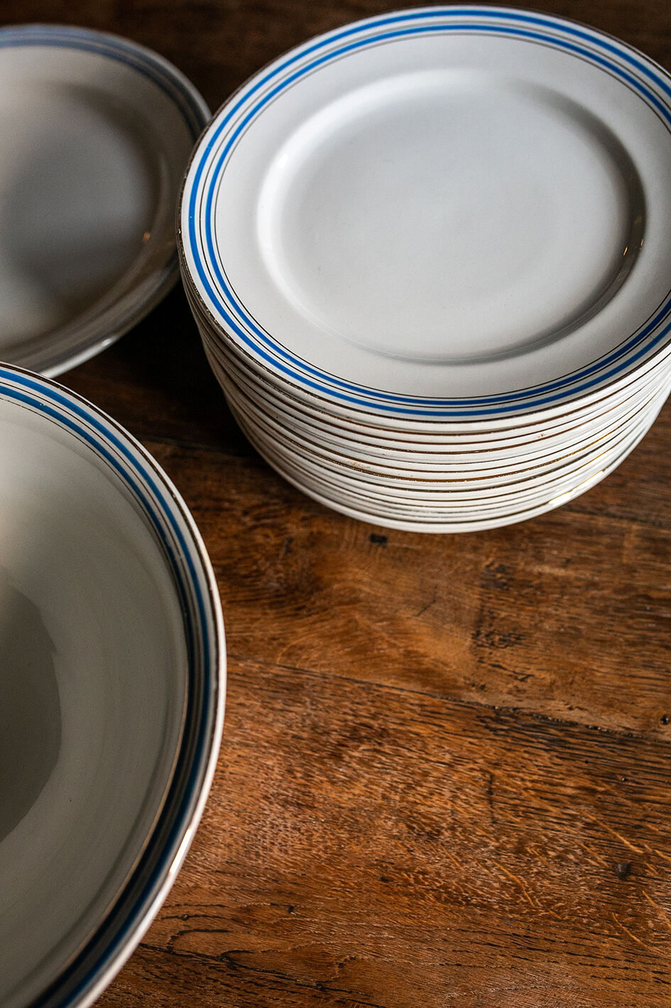 Onnaing's earthenware service