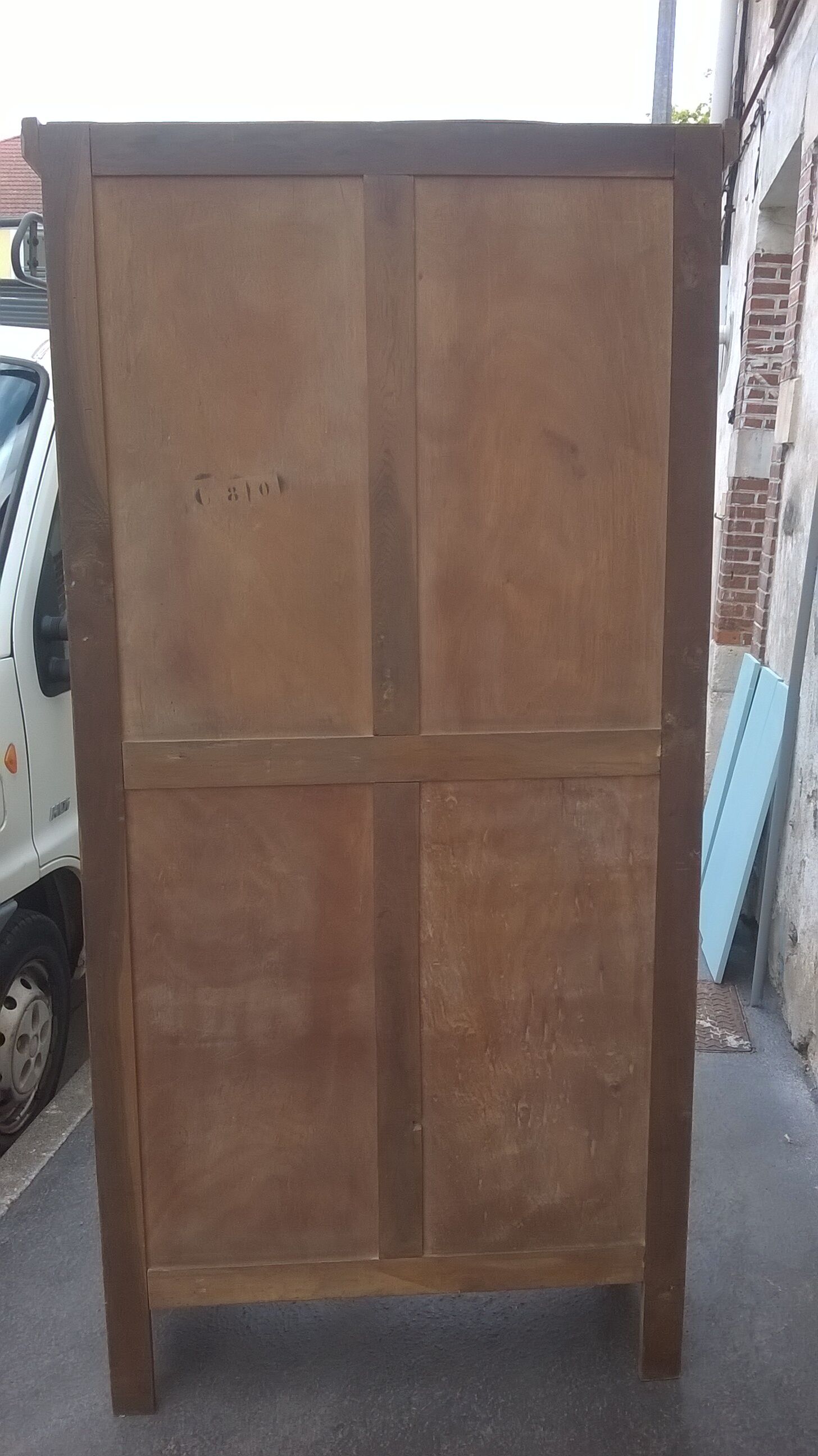 Raw Parisian wardrobe year 30