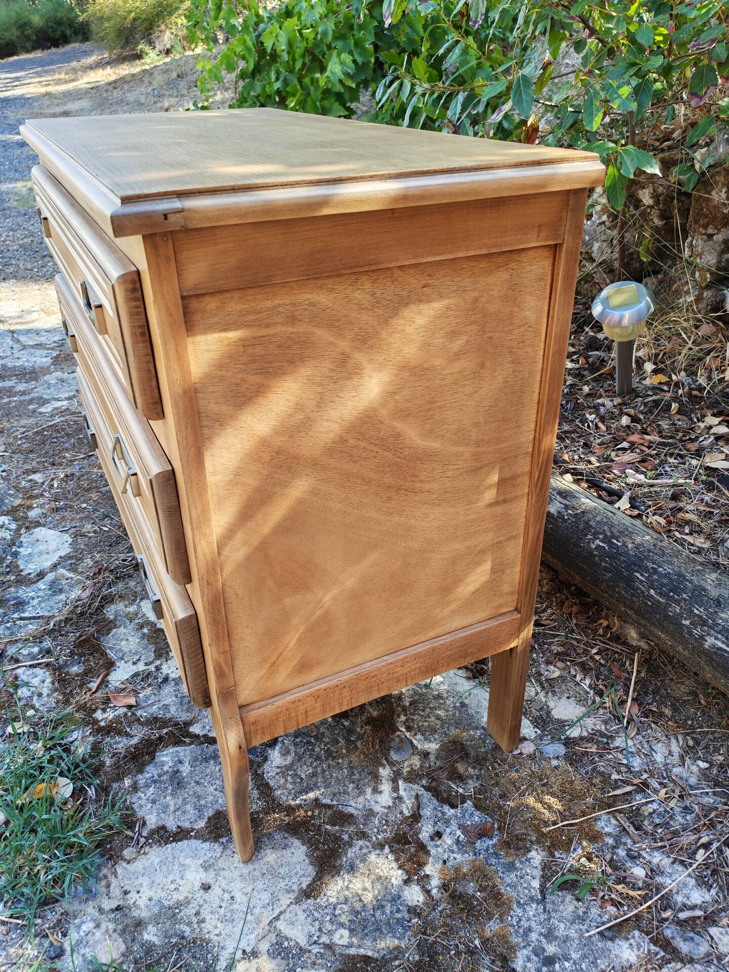 Commode vintage en chêne, rénovée.