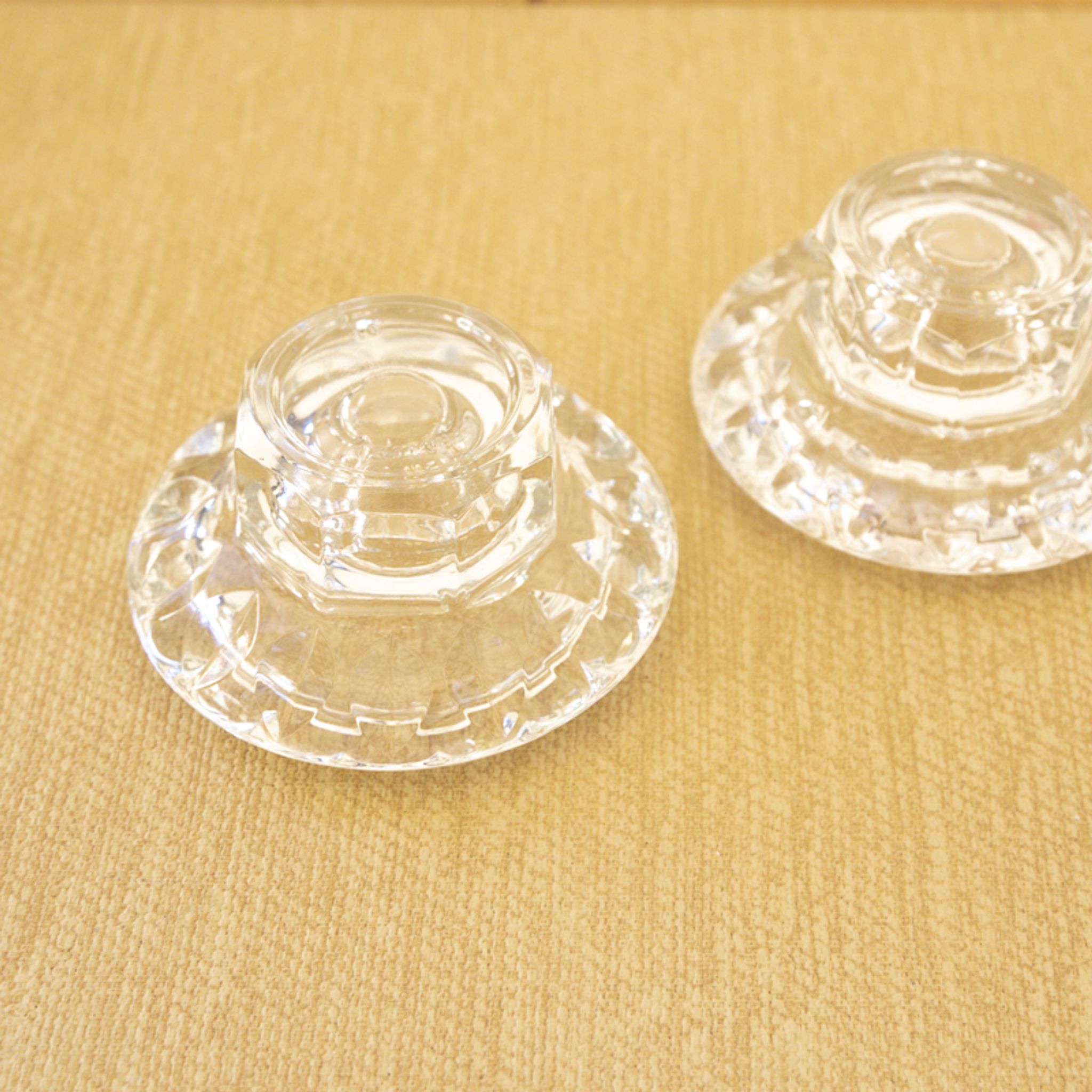 2 clear glass candle holders from Reims