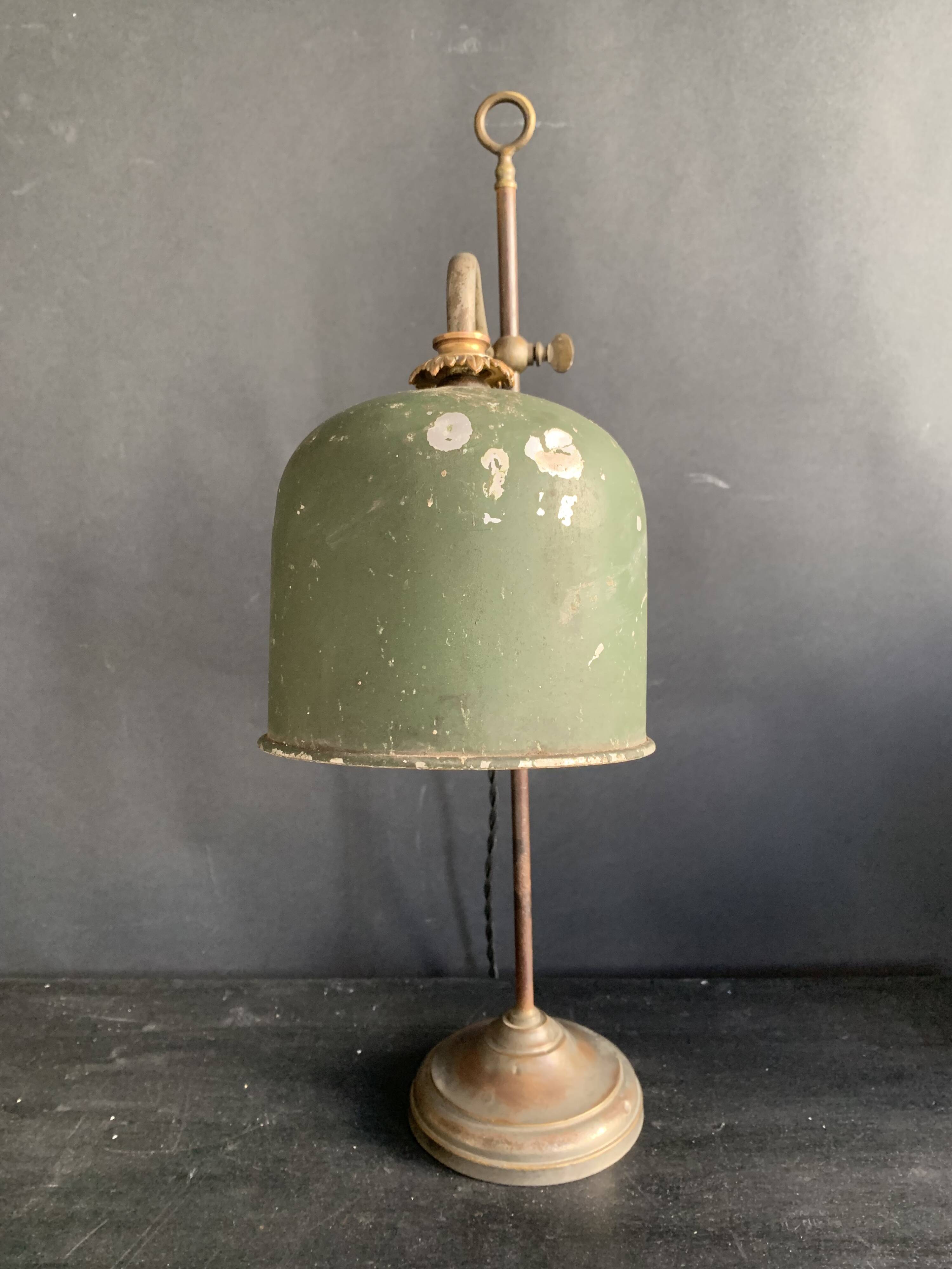Workshop lamp, up and down, and green metal shade, 1930