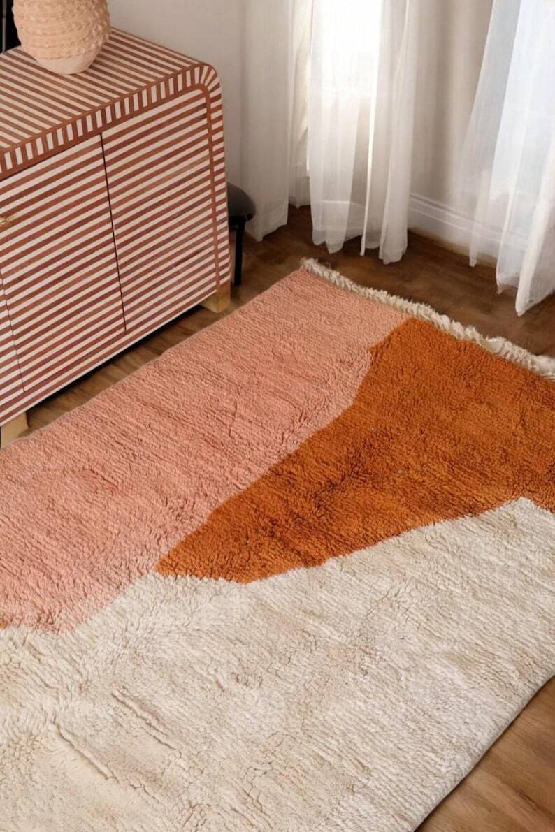 Medium traditional pure wool rug size 100/200 cm