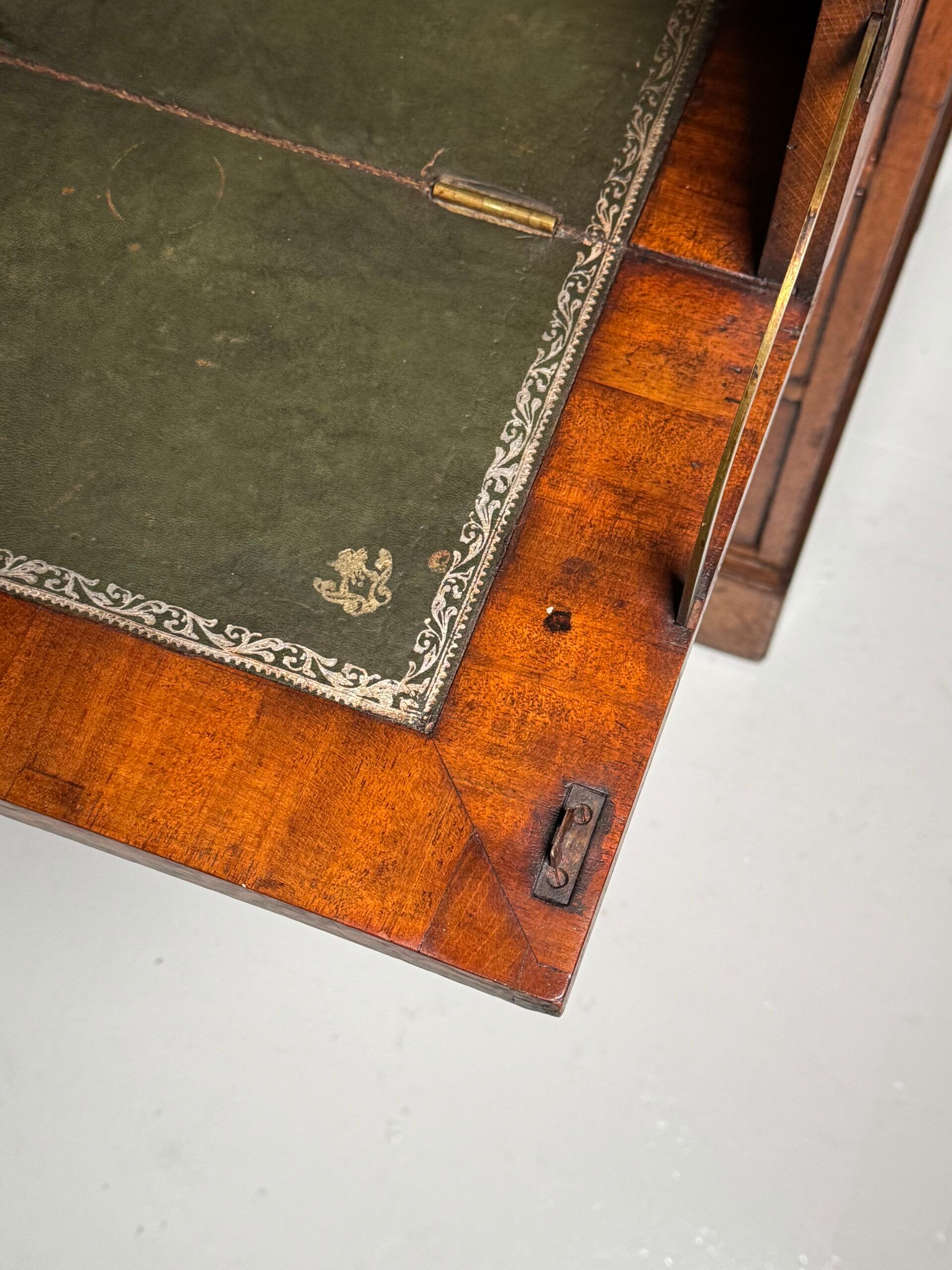 Bureau bibliothèque anglais vers 1800
