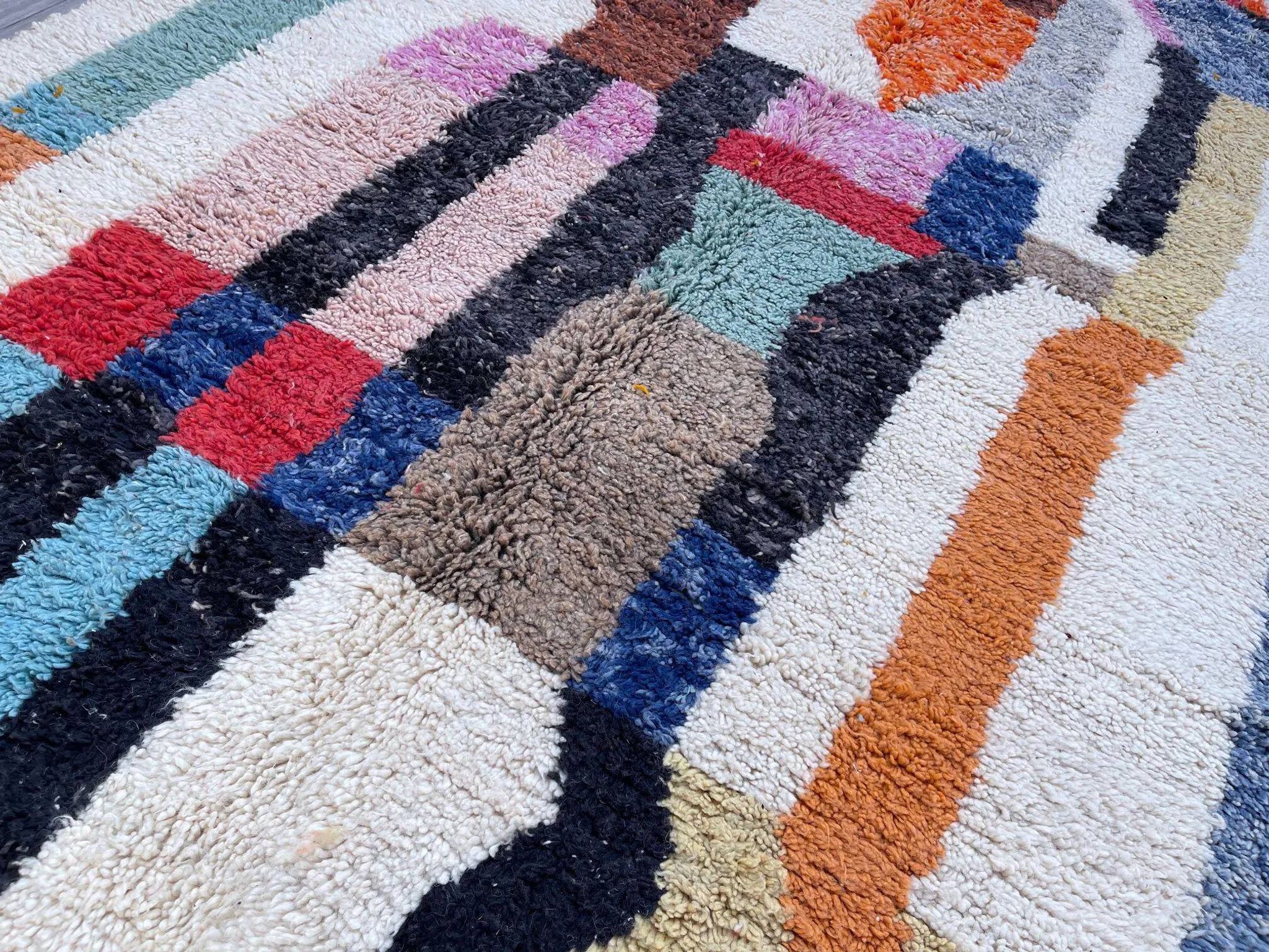 Authentic Moroccan wool rug handwoven, 250x150 cm