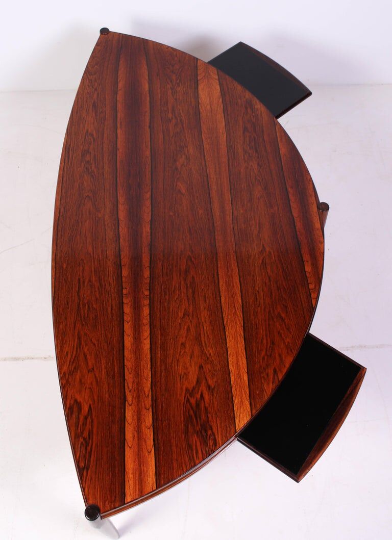 Johannes Andersen rosewood table by Trensum