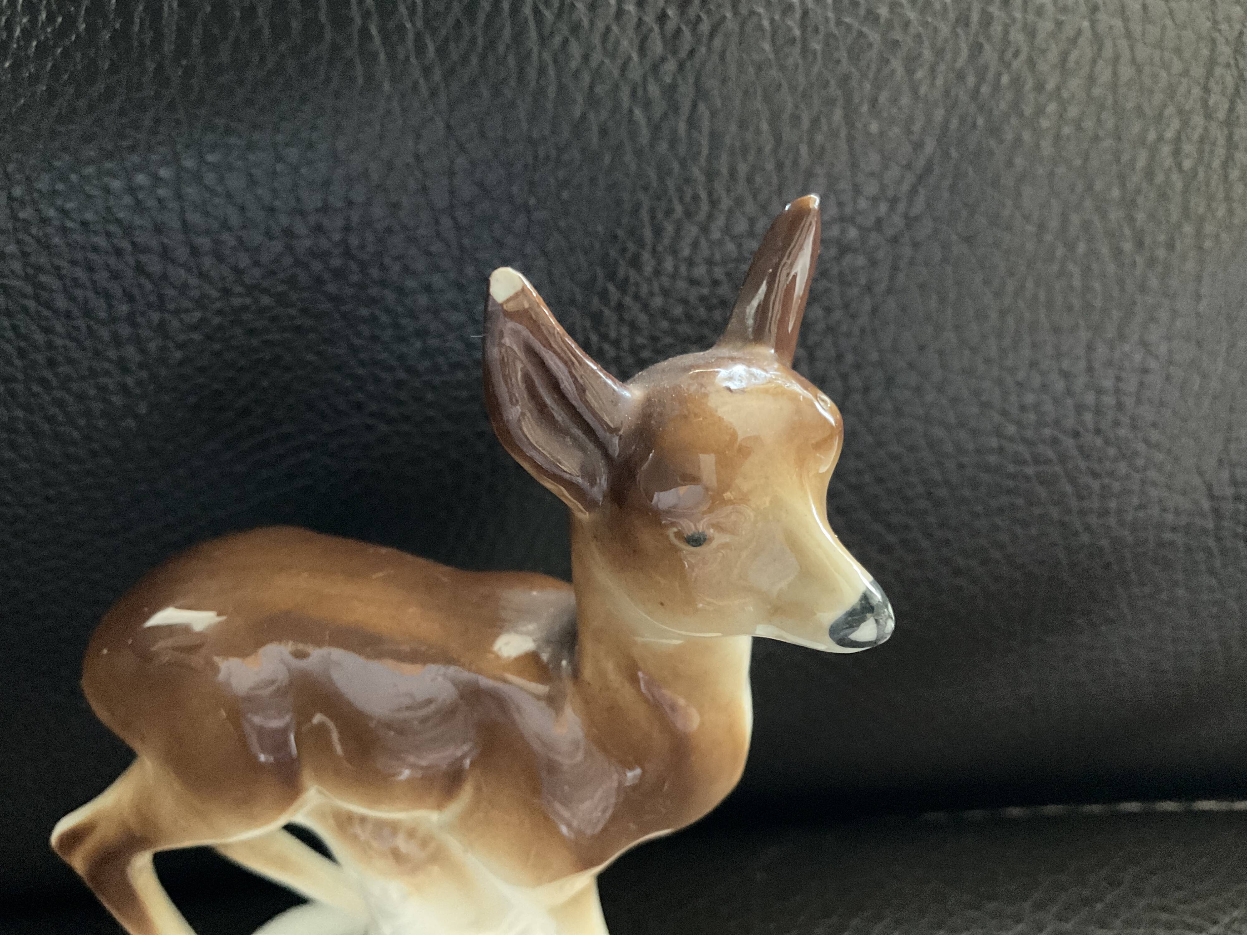 Figurine porcelaine biche